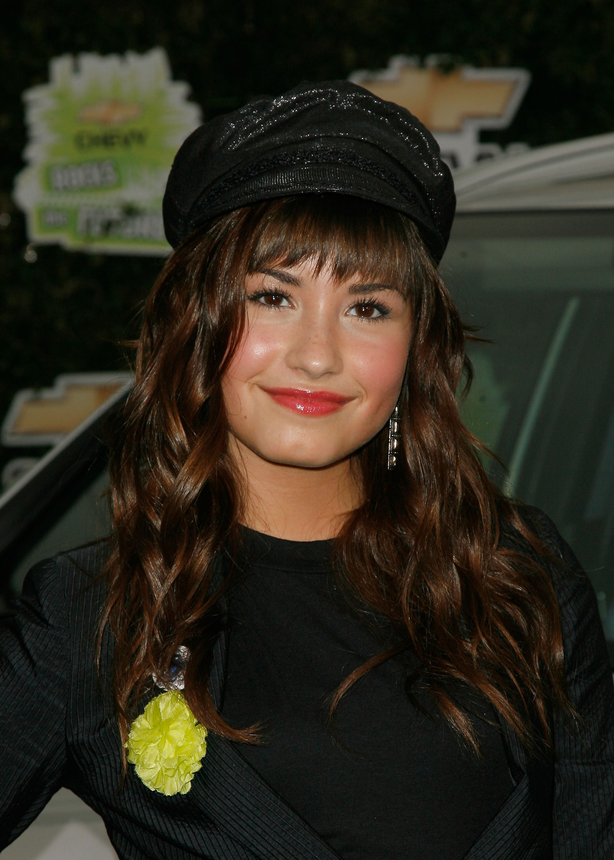 The child star photographed at The Walt Disney Studios on February 19, 2008, in Burbank, California. | Source: Getty Images