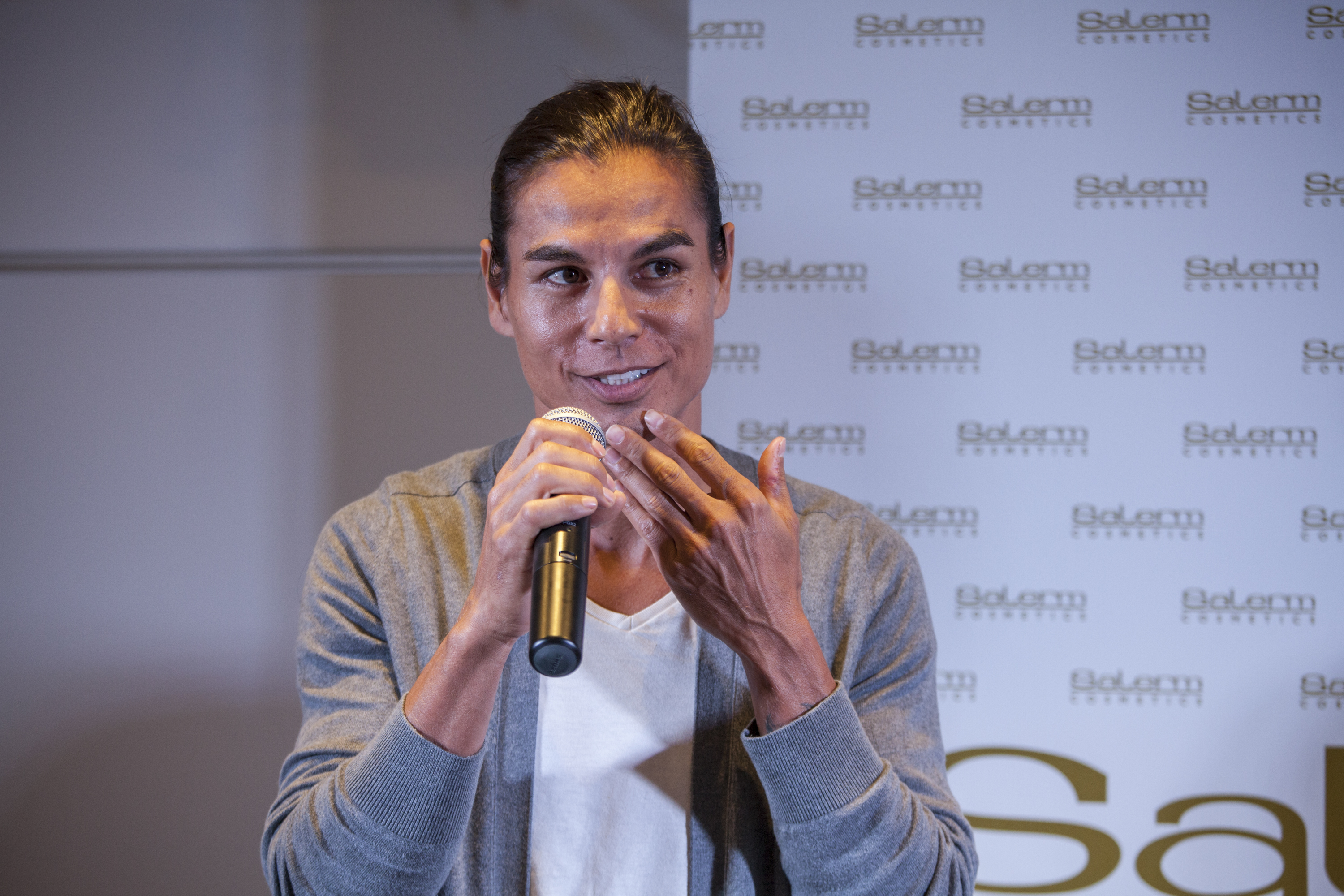 Julio Iglesias Jr. speaks at the inauguration of the Hair Studio Center (VMV Cosmetic Group) in Barcelona, Spain, on October 2, 2014 | Source: Getty Images