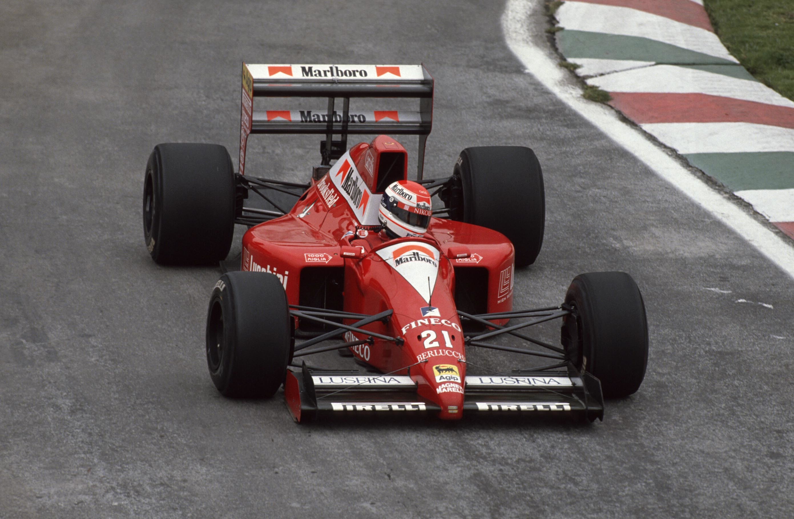 Bertrand Gachot during the Mexican Grand Prix at Autódromo Hermanos Rodríguez in Mexico City, Mexico, on June 24, 1990. | Source: Getty Images