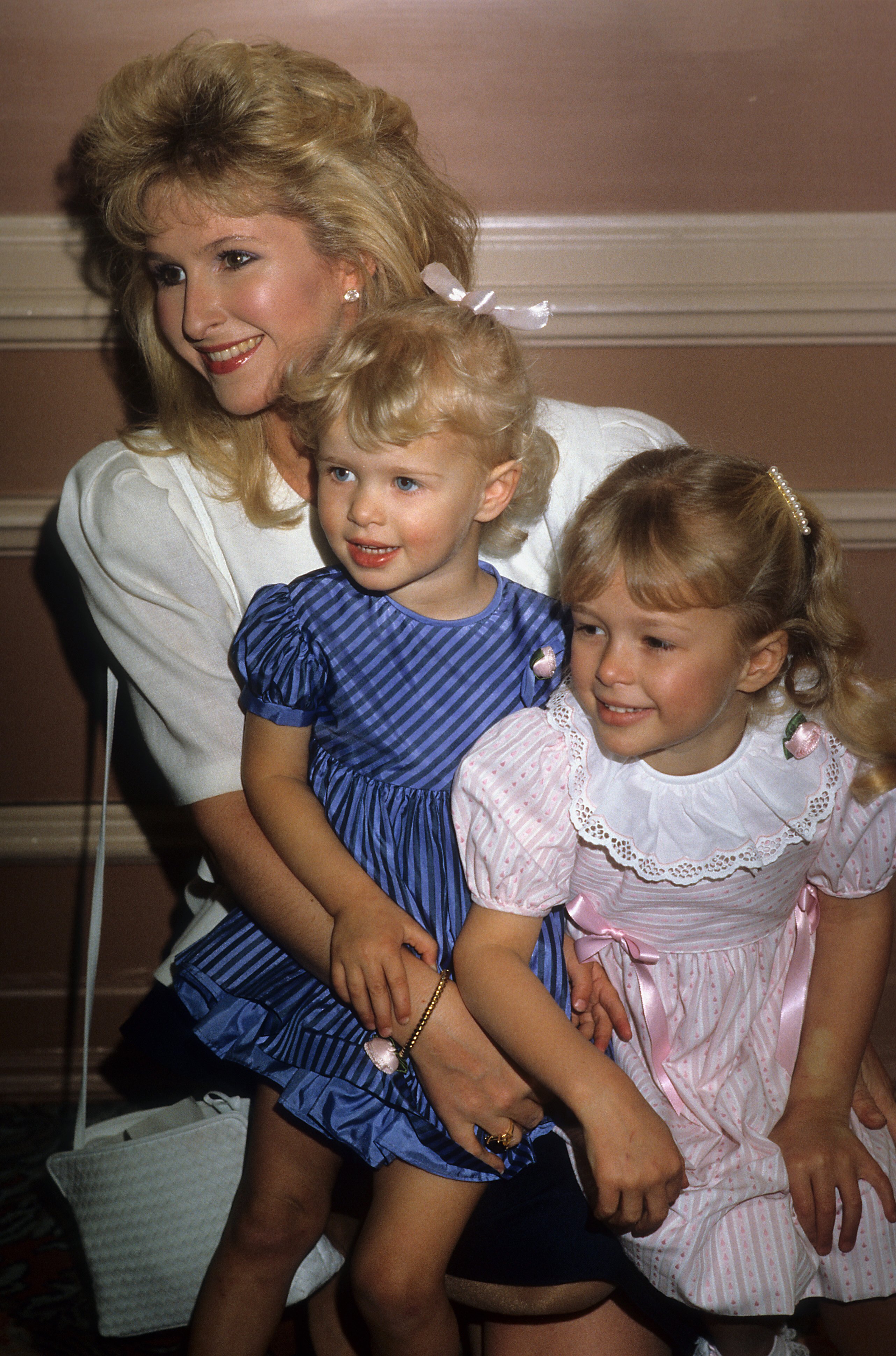The media personality with her sister and mom | Source: Getty Images