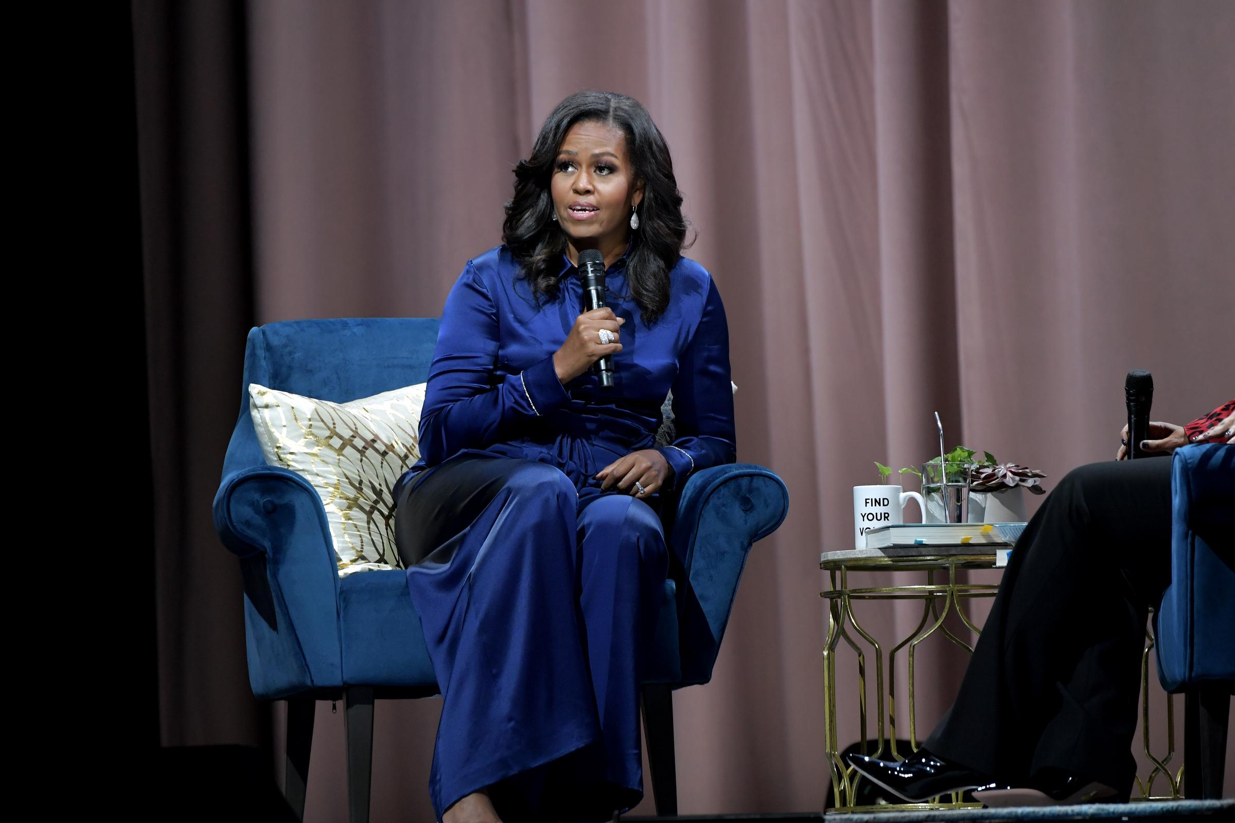 Years after leaving the White House, Michelle began speaking far more openly about the complicated relationship she had with fashion during those years. What once felt like a distraction from her work eventually became something she could revisit on her own terms. | Source: Getty Images