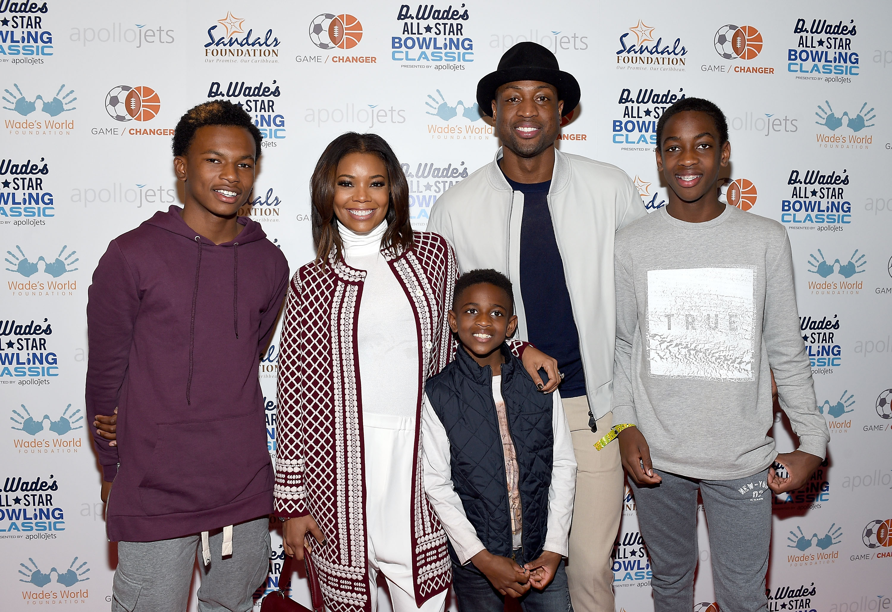Dahveon Morris, Gabrielle Union, Zion, Dwyane, and Zaire Wade pictured on February 13, 2016 | Source: Getty Images