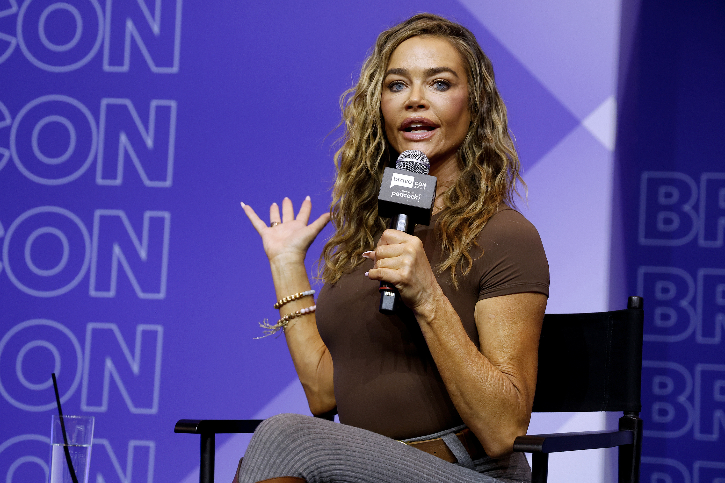 Richards remained active in television while privately preparing for a major operation. She knew that returning to camera would invite immediate comparisons. | Source: Getty Images