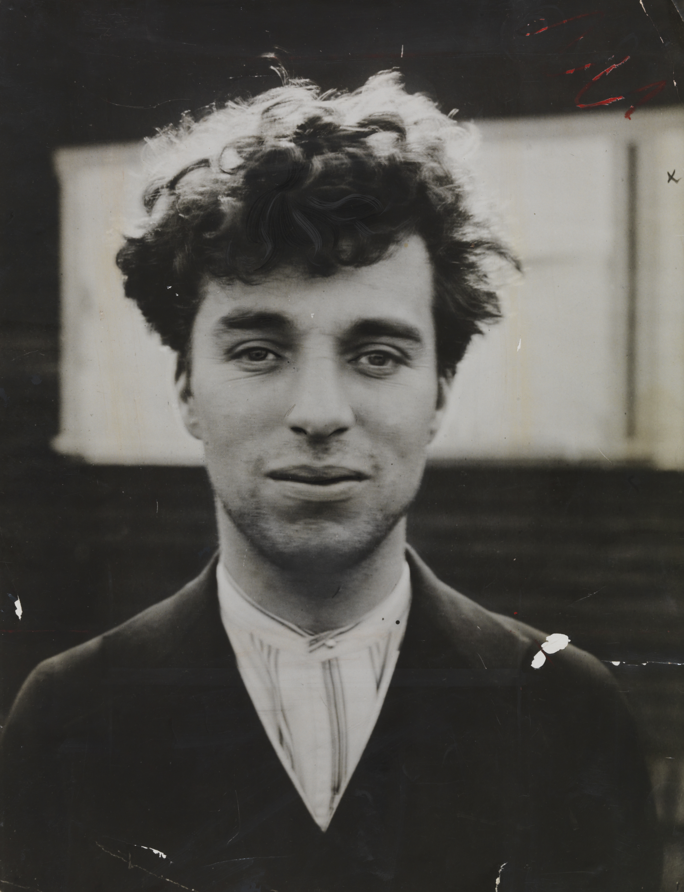 Young Charlie Chaplin in Hollywood, 1916 | Source: Getty Images