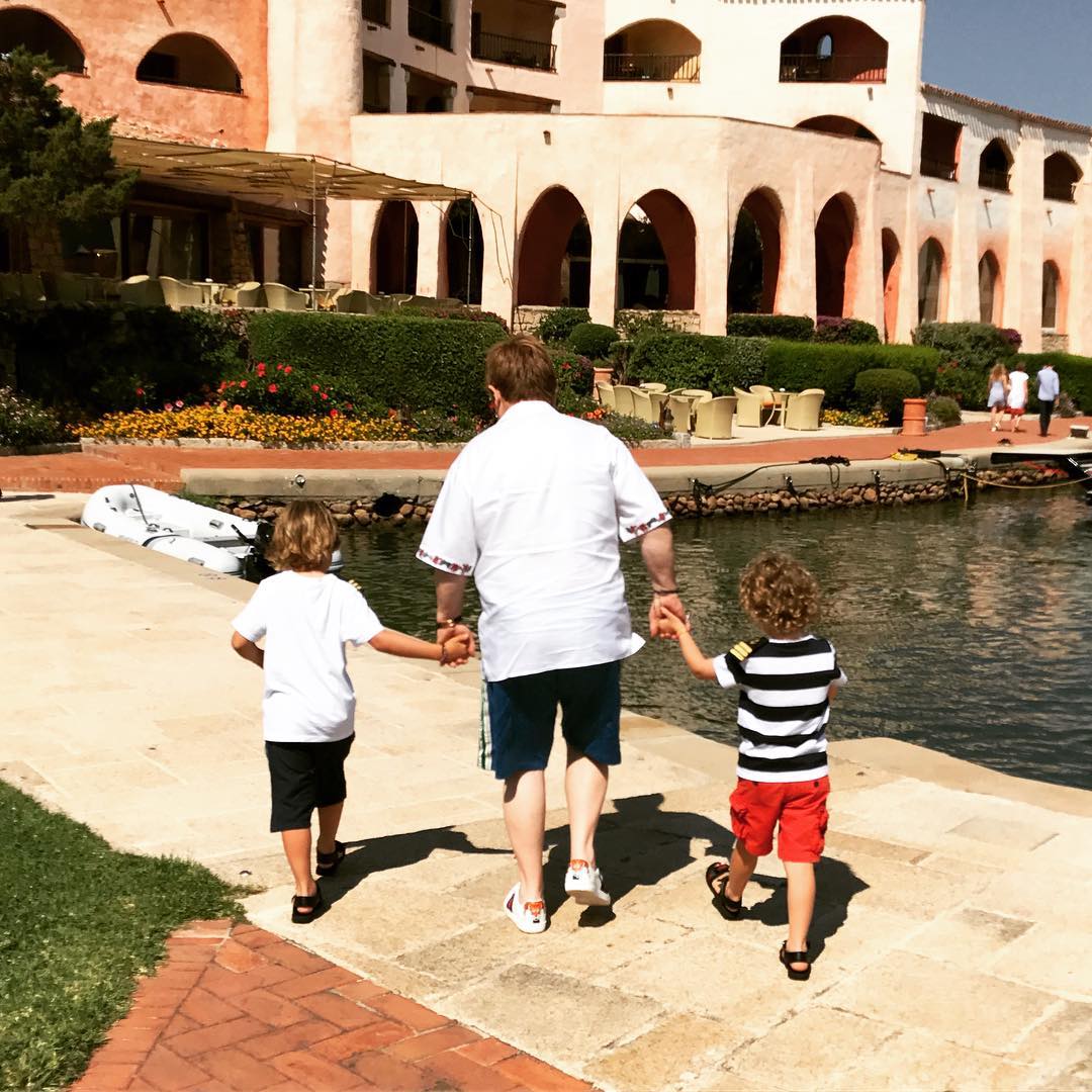 Elton John and his sons from a post dated July 30, 2017. | Source: Instagram/eltonjohn