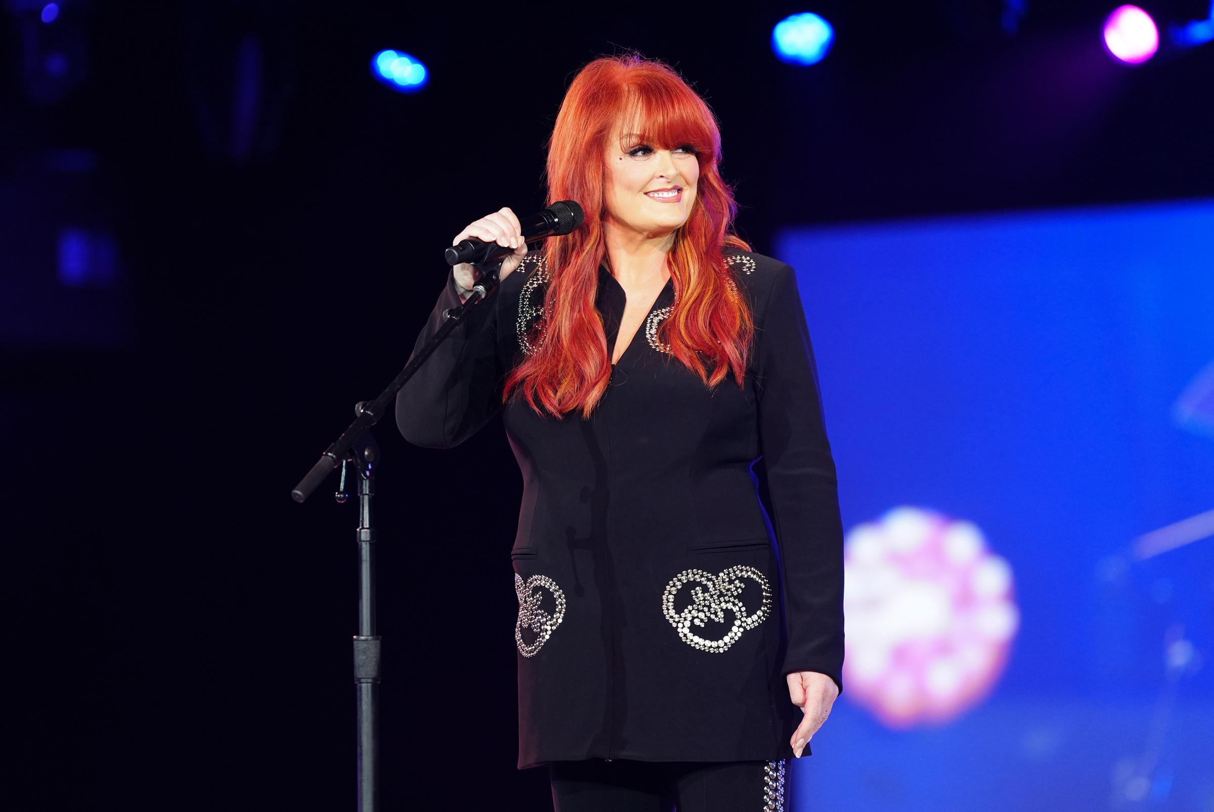Wynonna performed at the BMI Country Awards in Nashville on November 18, 2025. Her slimmer figure was increasingly apparent by this stage of the timeline compared with photographs from earlier years.
