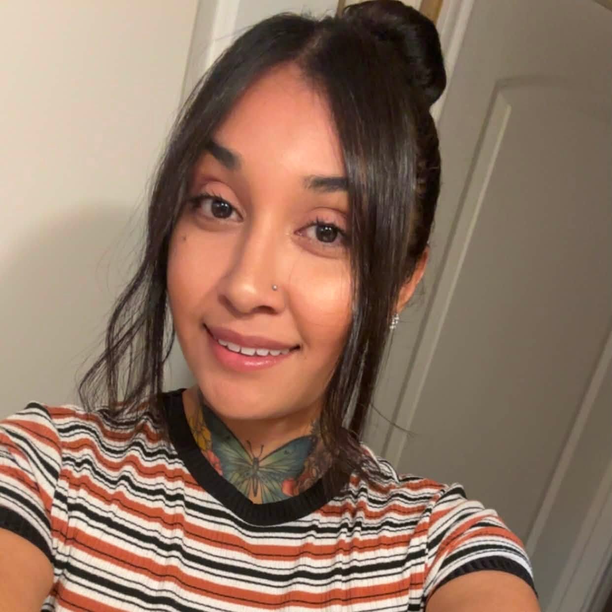 Caroline "Caro" Peña's loved ones remembered her as a vibrant mother of five with a generous heart and a smile people did not forget. Her family said she was fiercely protective of those she loved, especially her children and nephews. | Source: Facebook/Caro Peña