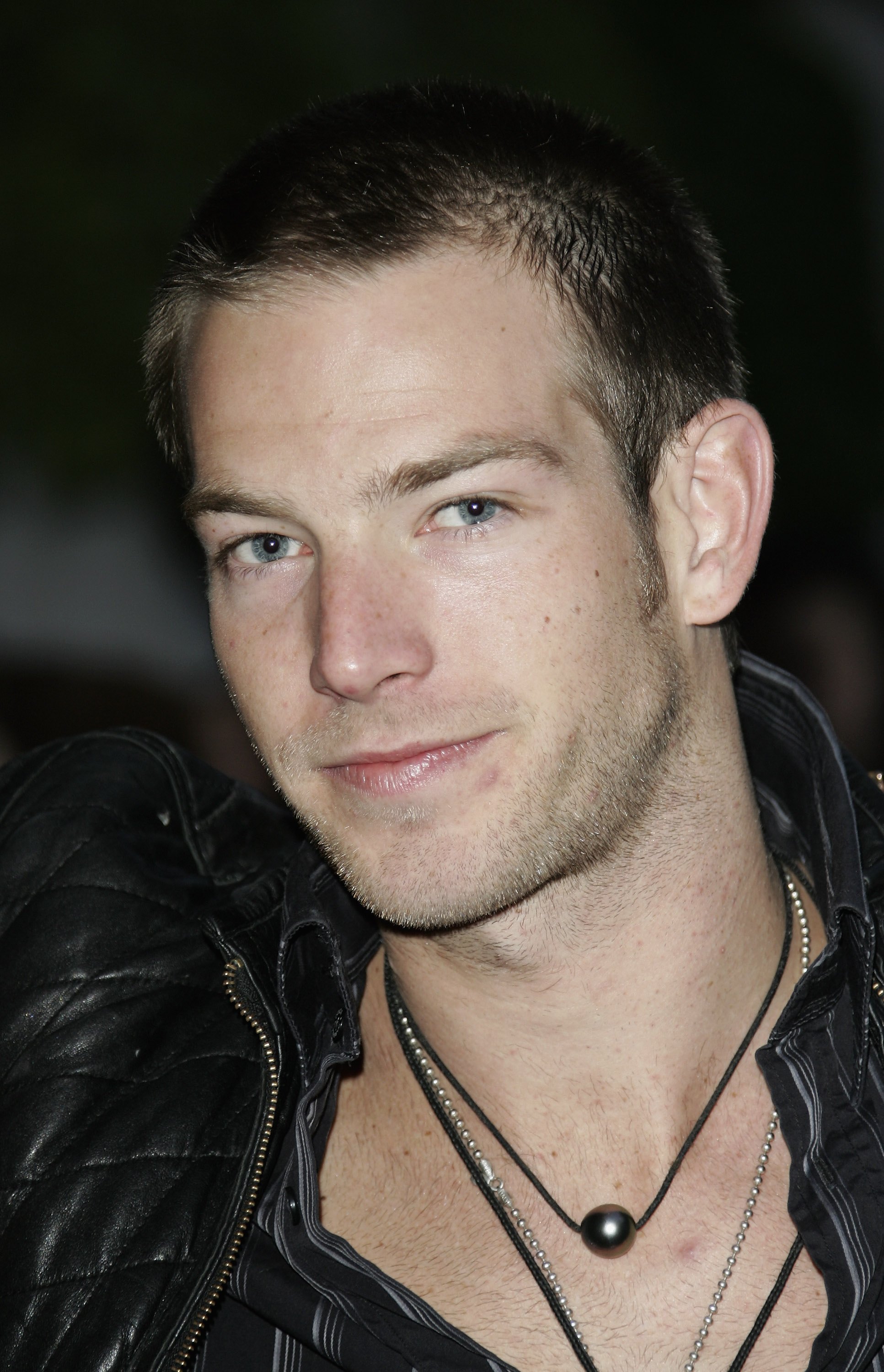 Sean Brosnan arrives at the Gumball 3000 event at Savoy Place on April 29, 2006, in London, England. | Source: Getty Images