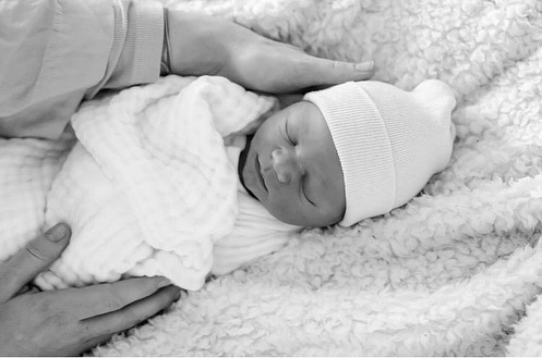 Christian's arrival on December 29, 2020, made Donny and Debbie grandparents for the 12th time. The singer announced the news in January 2021, revealing how excited the couple were about their newest family member. | Source: Instagram/donnyosmond