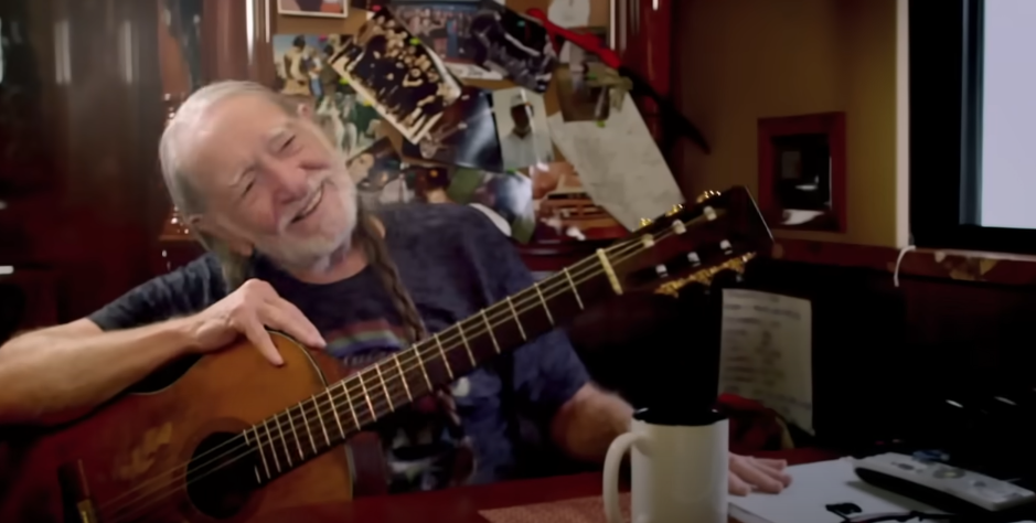 Willie Nelson on the documentary "Willie Nelson and His Famous Guitar: The Tale of Trigger," dated February 11, 2015 | Source: Youtube/Rolling Stone