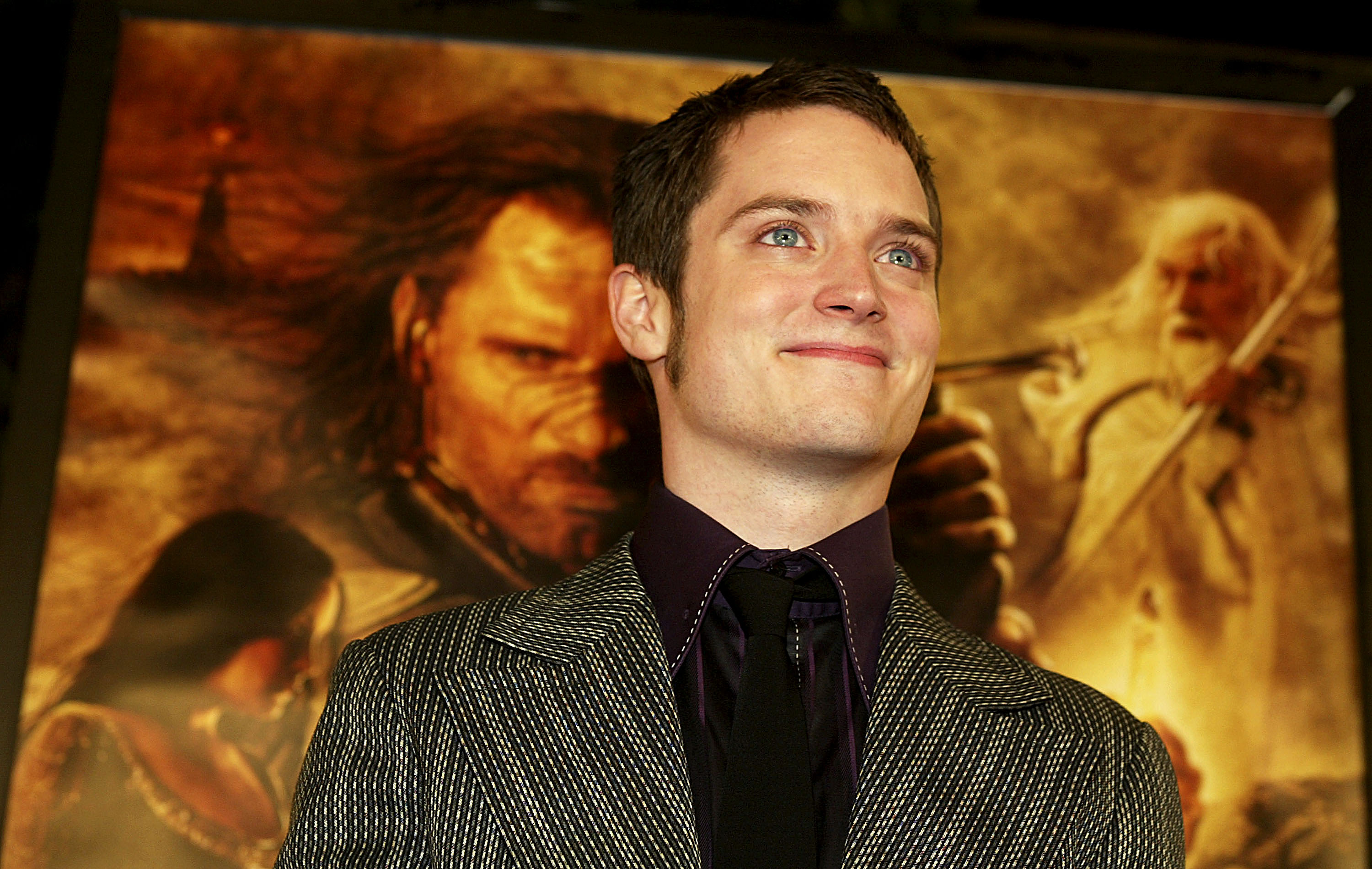 Elijah Wood arrives at the premiere of "The Lord of the Rings: The Return of the King" in Los Angeles, California, on December 3, 2003. | Source: Getty Images
