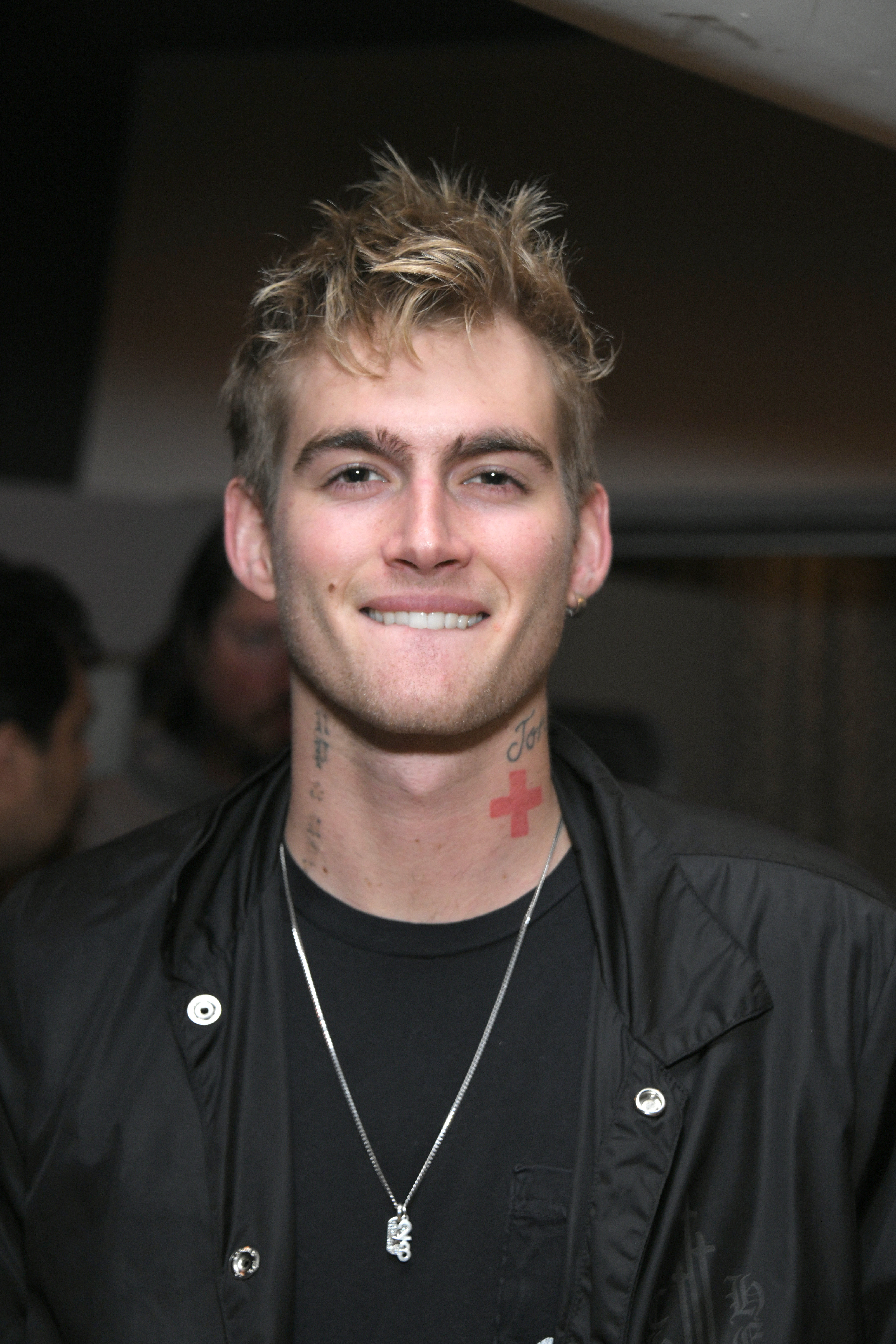 Presley debuted the word “Misunderstood” beneath his eye in February 2020, explaining, “I don’t feel very understood I guess.” By August 2021, he was photographed with no visible trace of the face tattoo, leading to reports that he appeared to have had it removed. |n Source: Getty Images