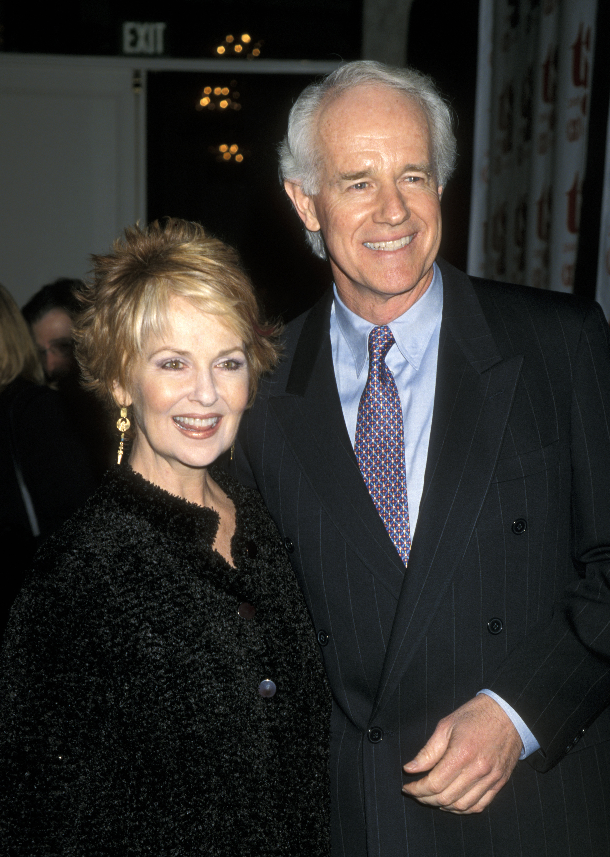 Shelley Fabares and Mike Farrell during the '2000 Tourette Syndrome Awards Dinner' on February 10, 2000, in Beverly Hills, California | Source: Getty Images