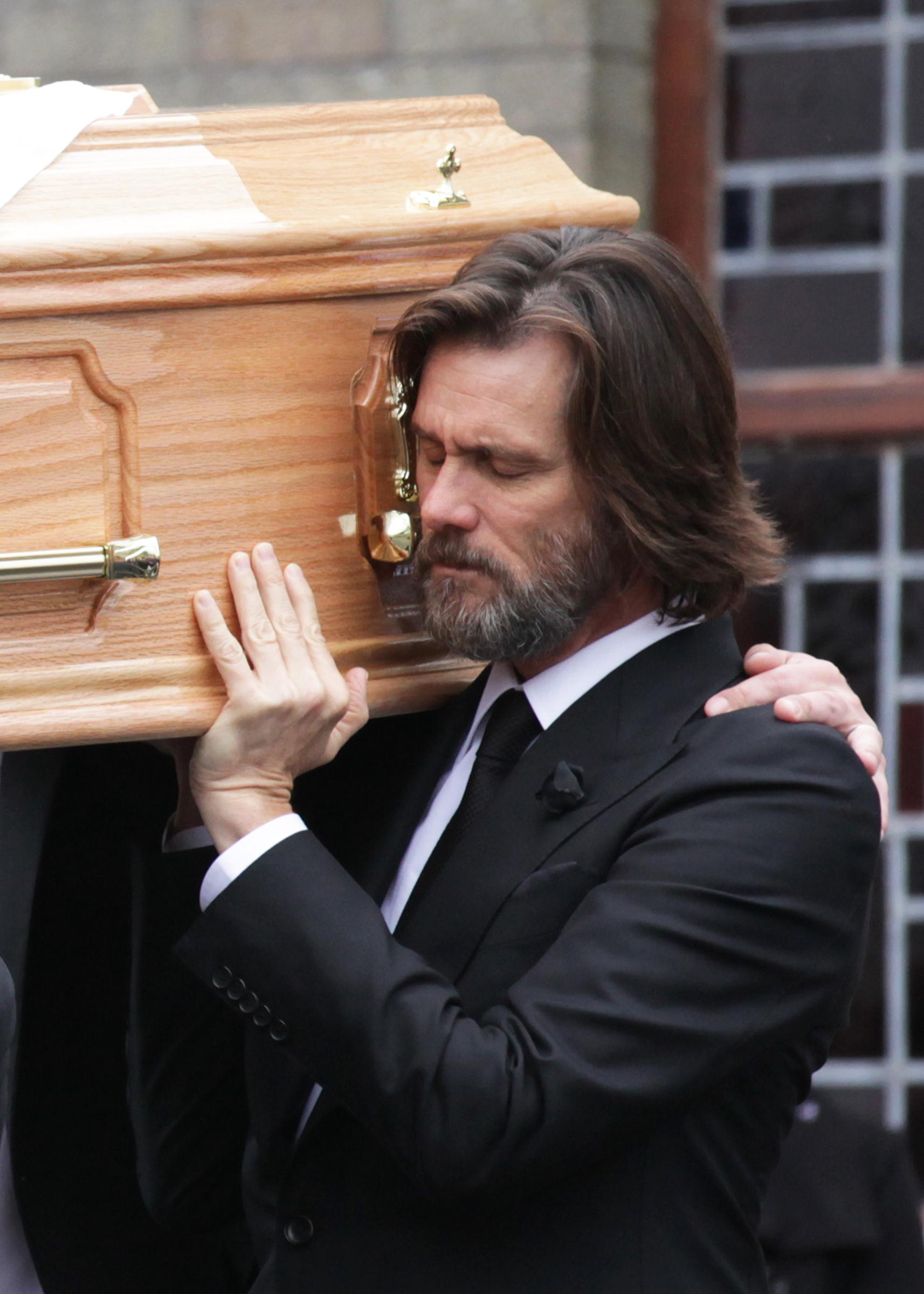 Cathriona White's 2015 death marked one of the most painful chapters in Carrey's personal life. In his tribute, he called her his "sweet Cathriona" and said those who loved her had all been "hit with a lightning bolt." | Source: Getty Images