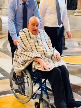 Pope Francis at St. Peter's Basilica. | Source: Instagram/cruxstationalis