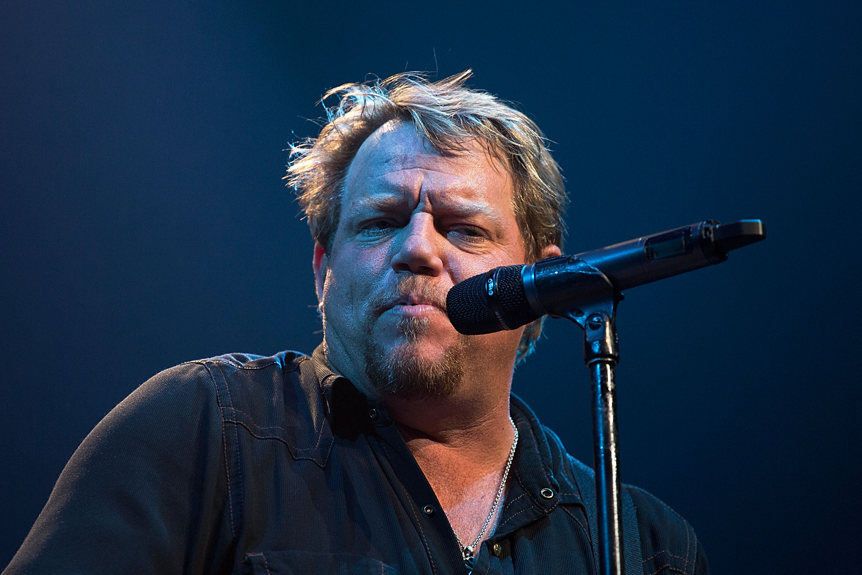 Pat Green on stage during a concert in Austin, Texas on August 24, 2012. | Source: Getty Images