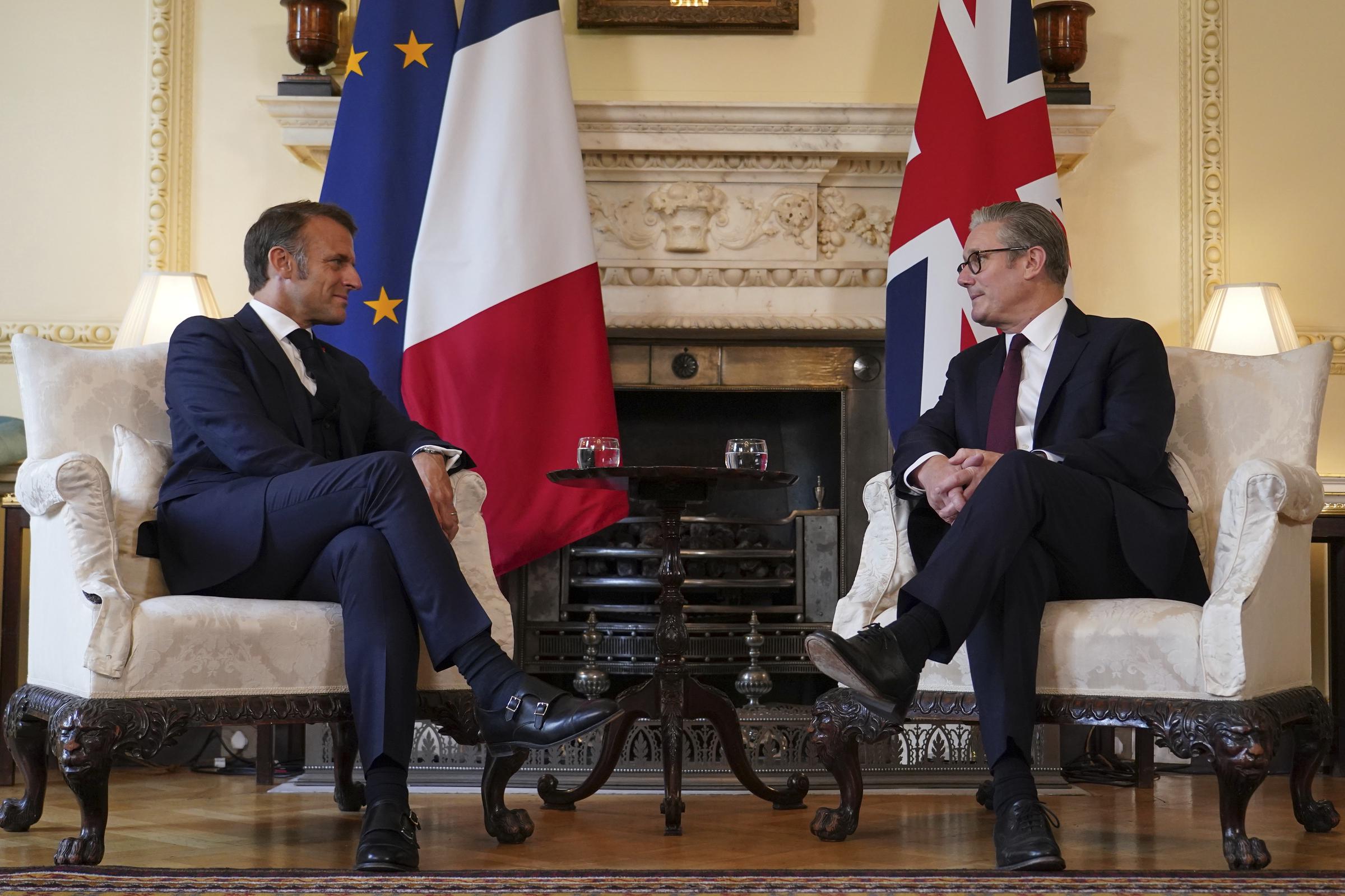 Emmanuel Macron and British Prime Minister Keir Starmer during their meeting in London, England on July 9, 2025. | Source: Getty Images