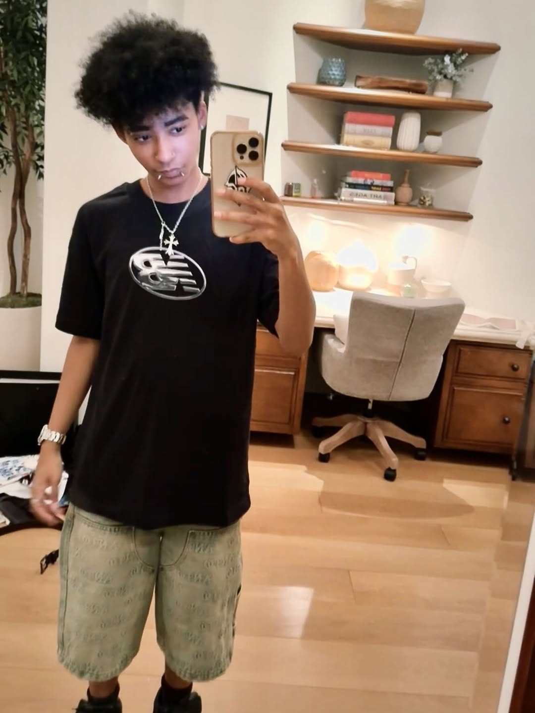 Angel poses for a selfie, dated September 16, 2025 | Source: Instagram/angel.mbrown