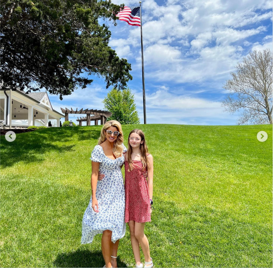 McKinzie Roth and her daughter enjoy a sunny outdoor moment together on the lawn. | Source: Instagram/mckinzieroth