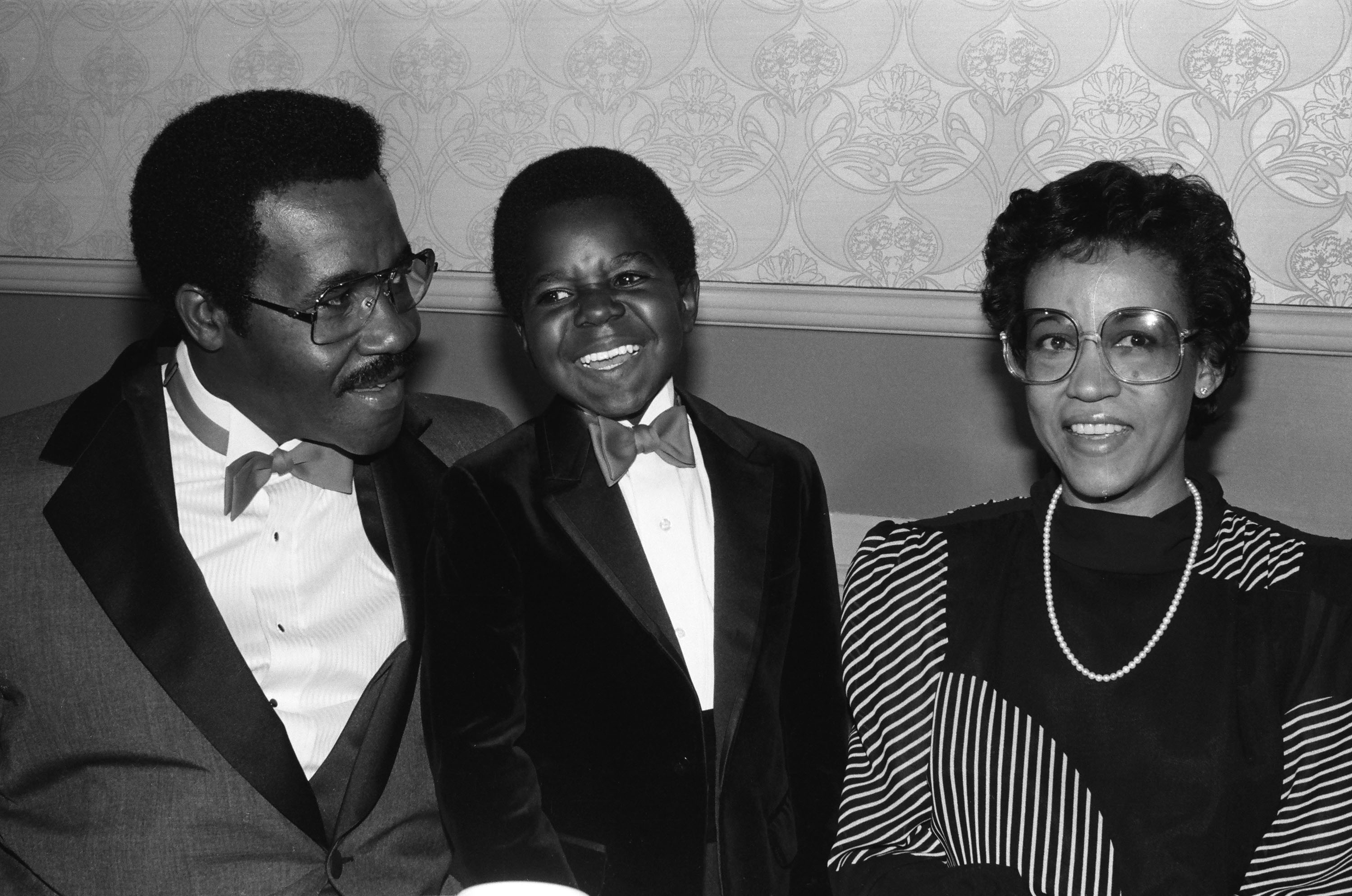 Gary Coleman's parents, Willie and Sue Coleman, are pictured with their son during his childhood. After Gary's 2010 hospitalization, his parents said they wanted answers about what had happened, while the hospital described his injuries as the result of an accident. | Source: Getty Images