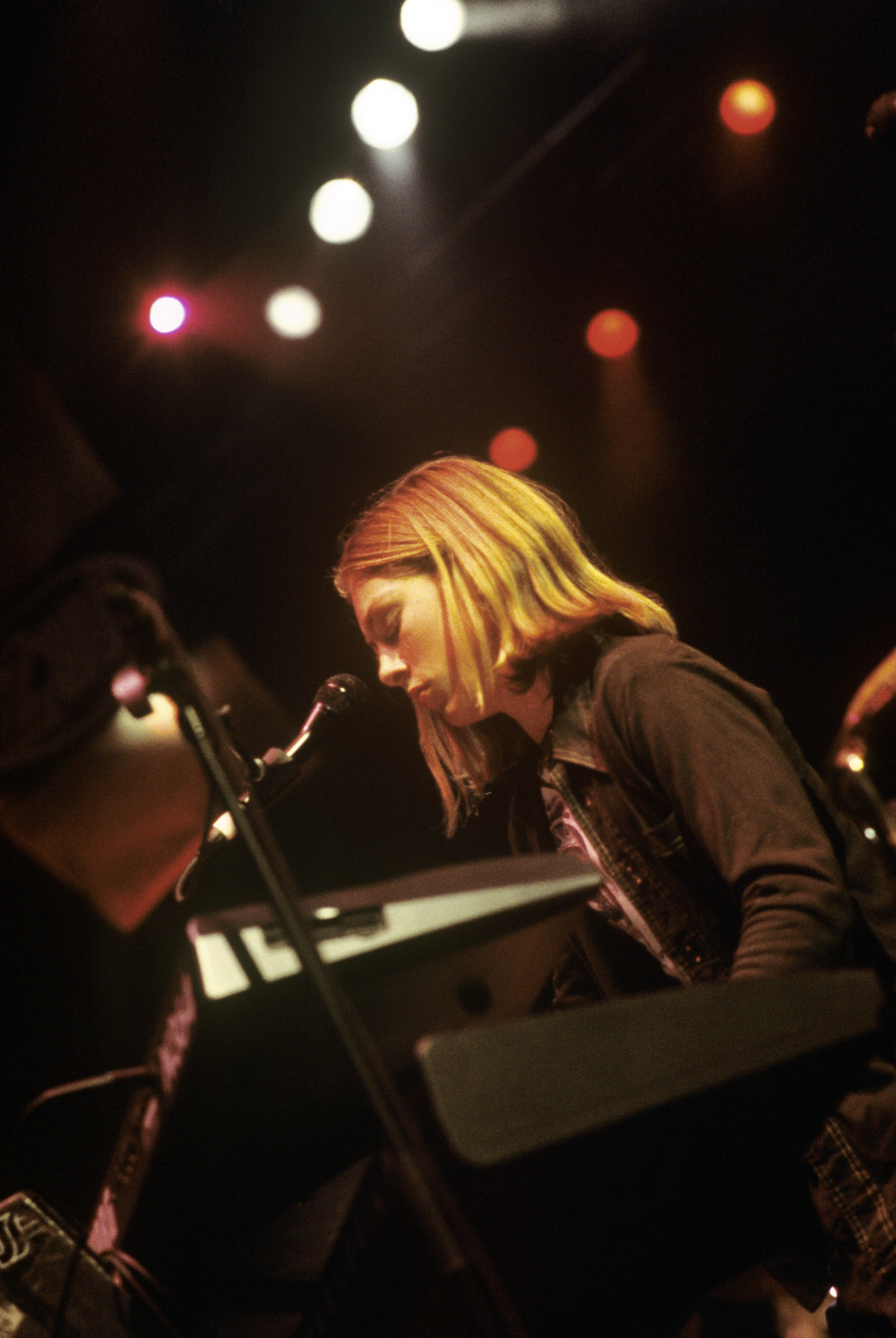 Before family-man headlines entered the picture, Hanson was the youthful voice at the center of one of the biggest pop phenomena of the late '90s. "Middle of Nowhere" and "MMMBop" made Hanson a household name around the world. Photo taken in 1997. | Source: Getty Images