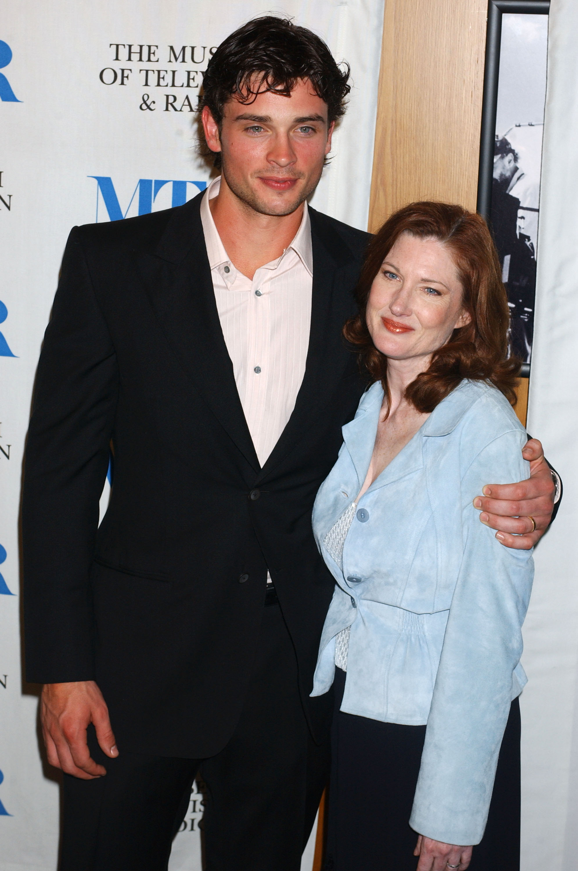 Tom Welling and Annette O'Toole during The Museum of Television & Radio's 21st Annual William S. Paley Television Festival Presentation of "Smallville" in West Hollywood, California, on March 15, 2004 | Source: Getty Images