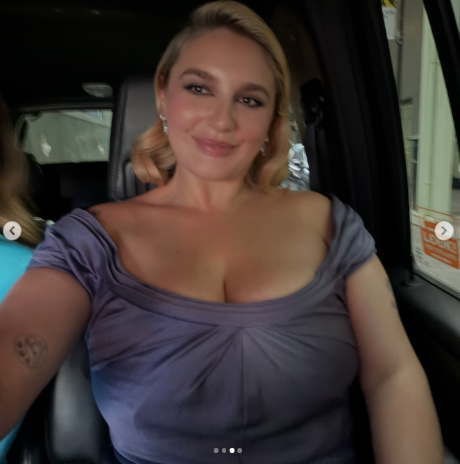 Gracie McGraw was one of only a few celebrities who posted photos about the wedding on their personal social media. She looked stunning, all dressed up inside a car. | Source: Instagram/graciemcgraw