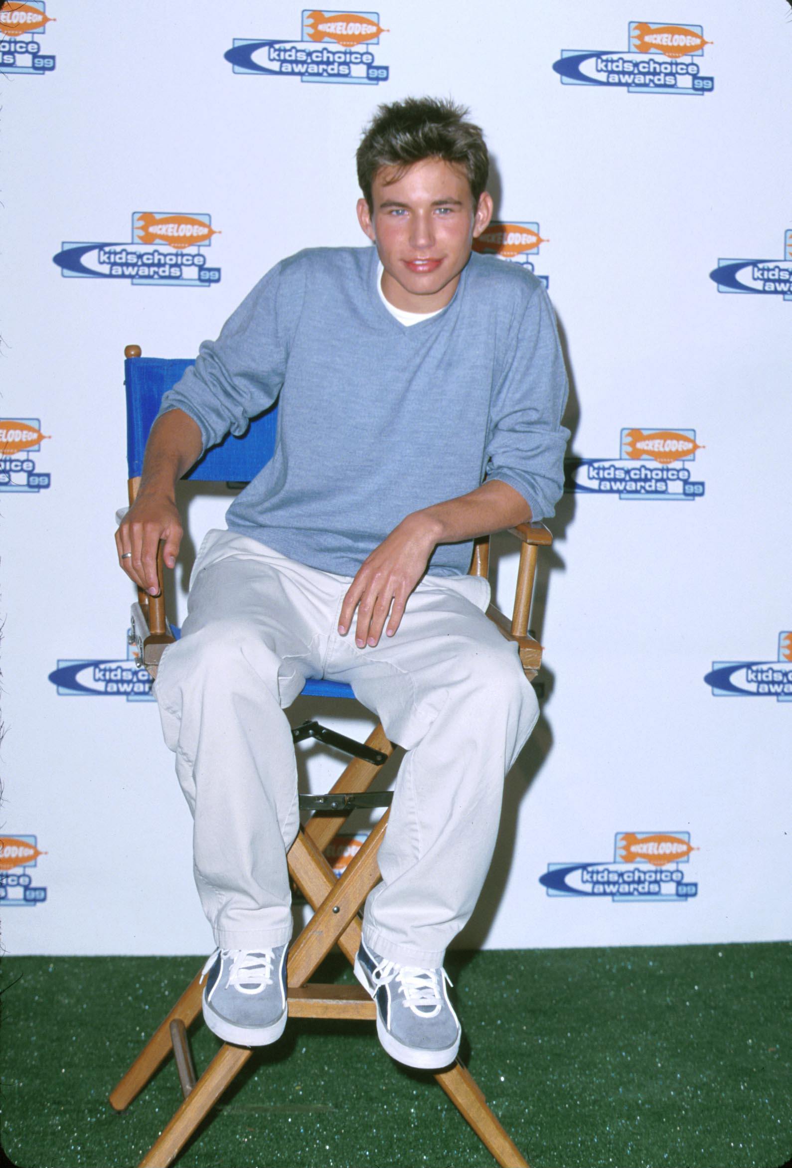 Jonathan Taylor Thomas attends the 12th Annual Nickelodeon's Kids' Choice Awards on May 1, 1999 | Source: Getty Images