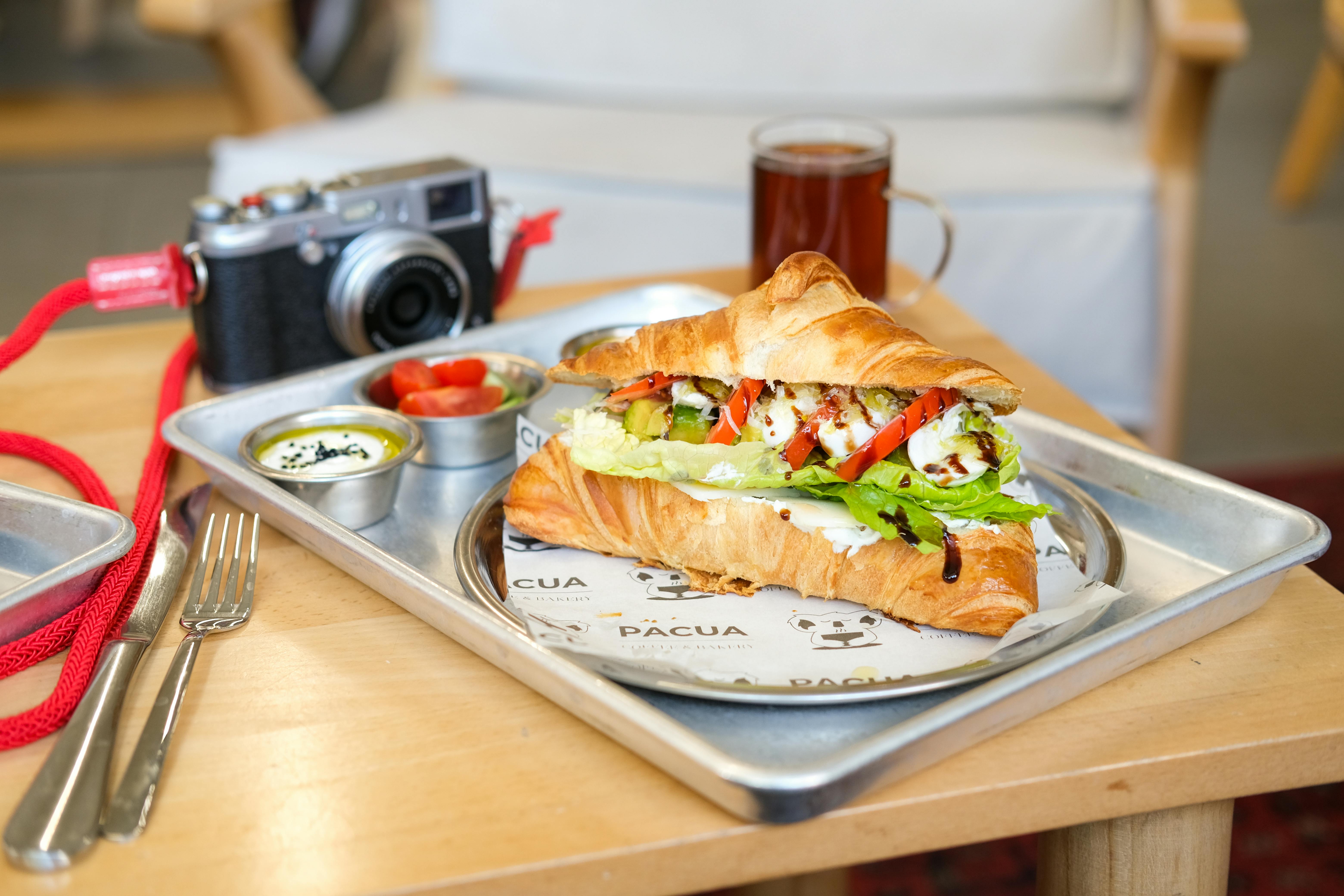 Croissant Sandwich | Source: Pexels