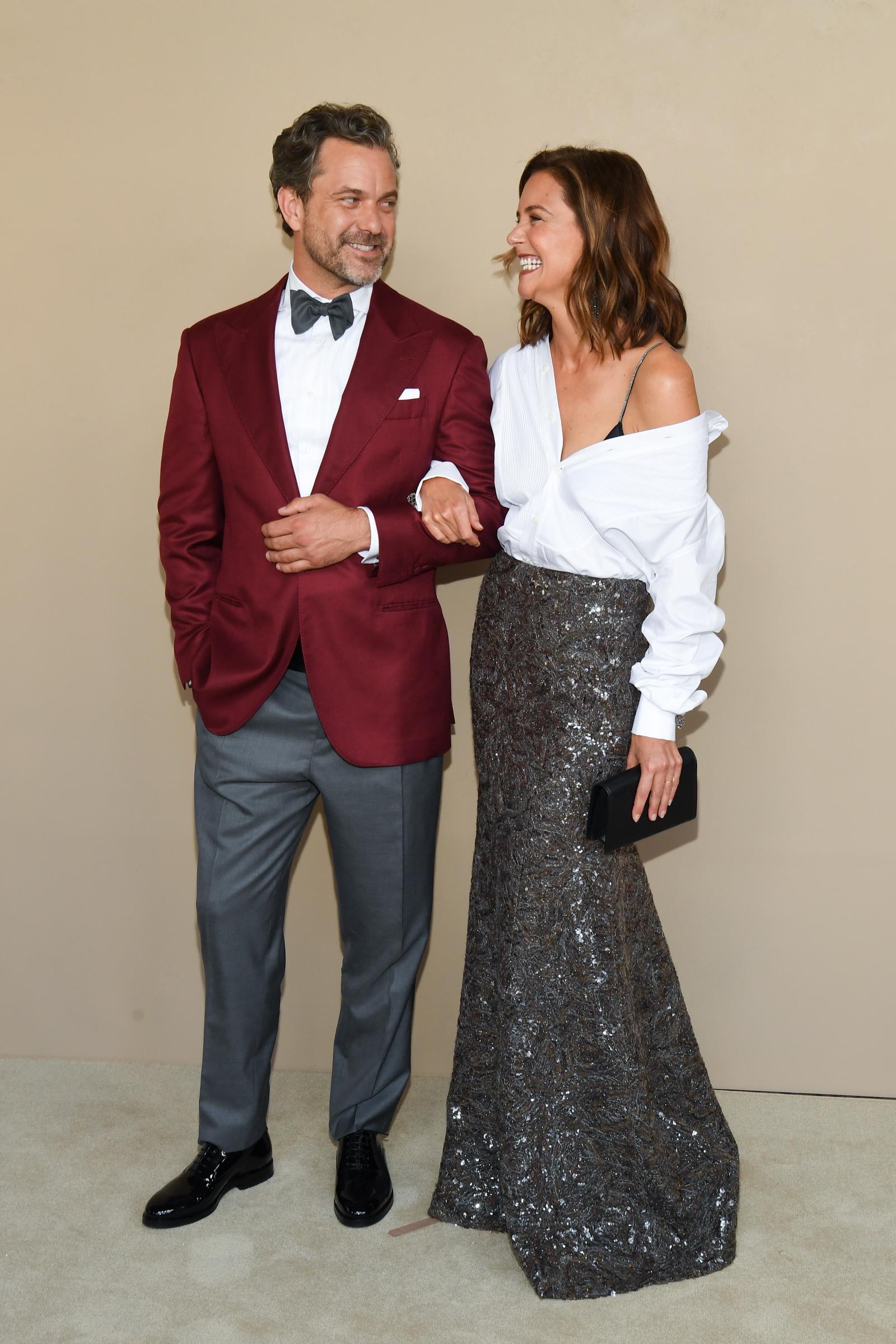 Katie Holmes with former "Dawson's Creek" co-star | Source: Getty Images