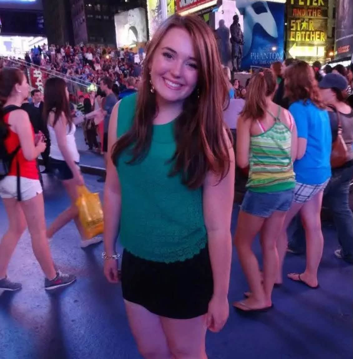 Erin Piacente on a night out in New York City. | Source: Facebook/John Gray Writer