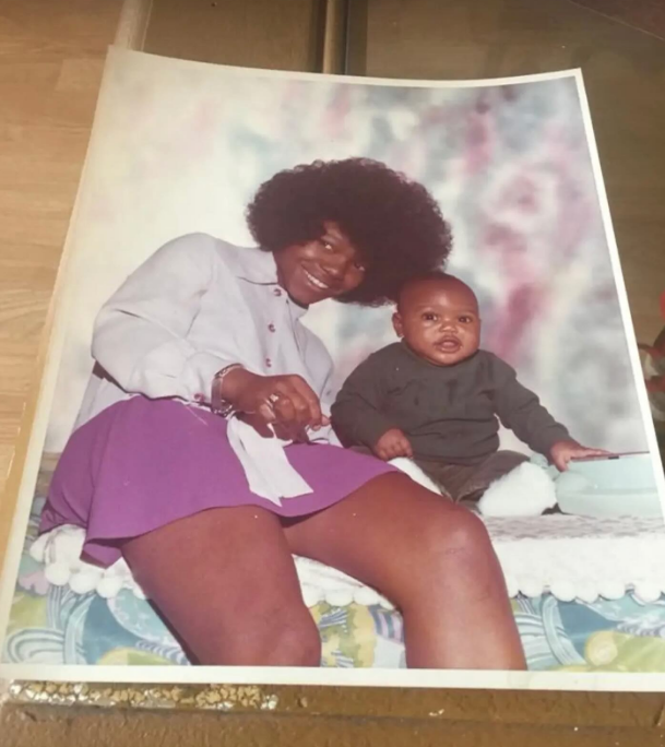 The '90s star and his mother in a vintage photo shared on May 12, 2024 | Source: Instagram/tyrinturner