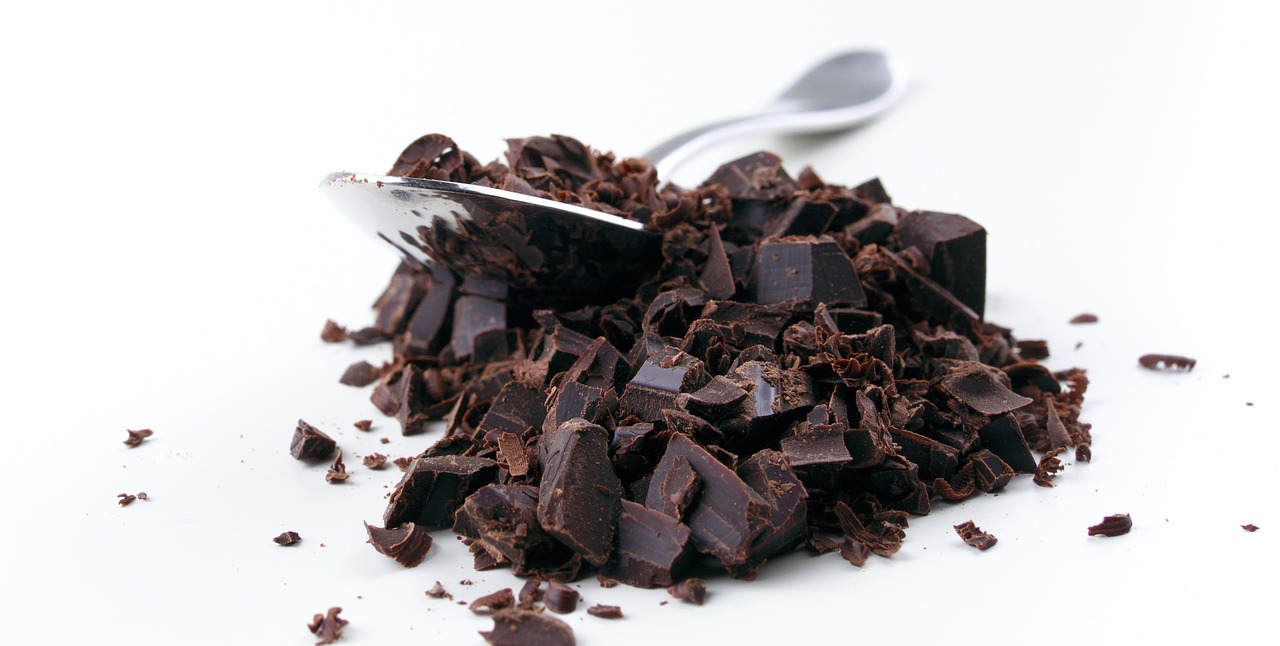 Chopped chocolate | Source: Pixabay