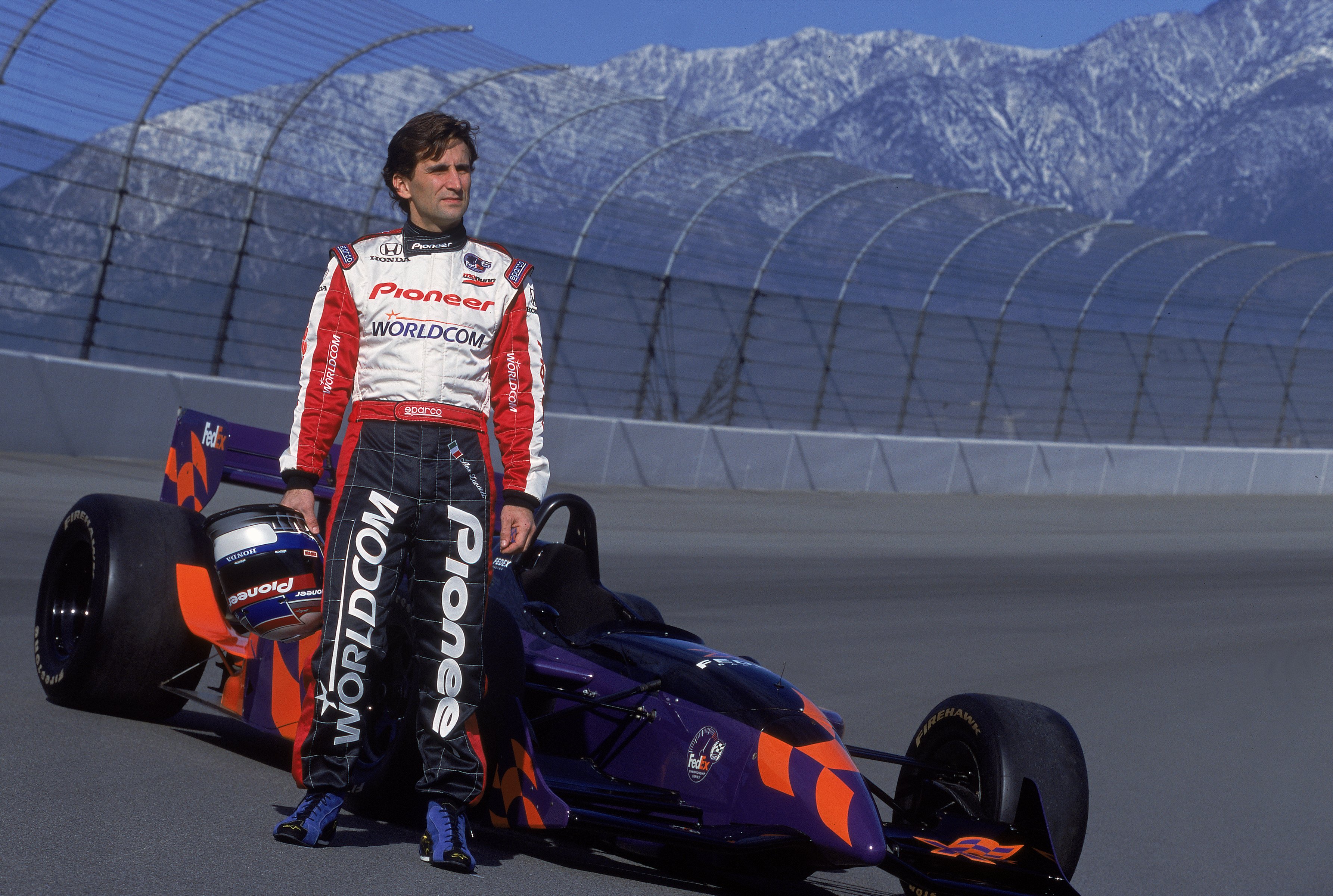 Alex Zanardi photographed on January 17, 2001. | Source: Getty Images