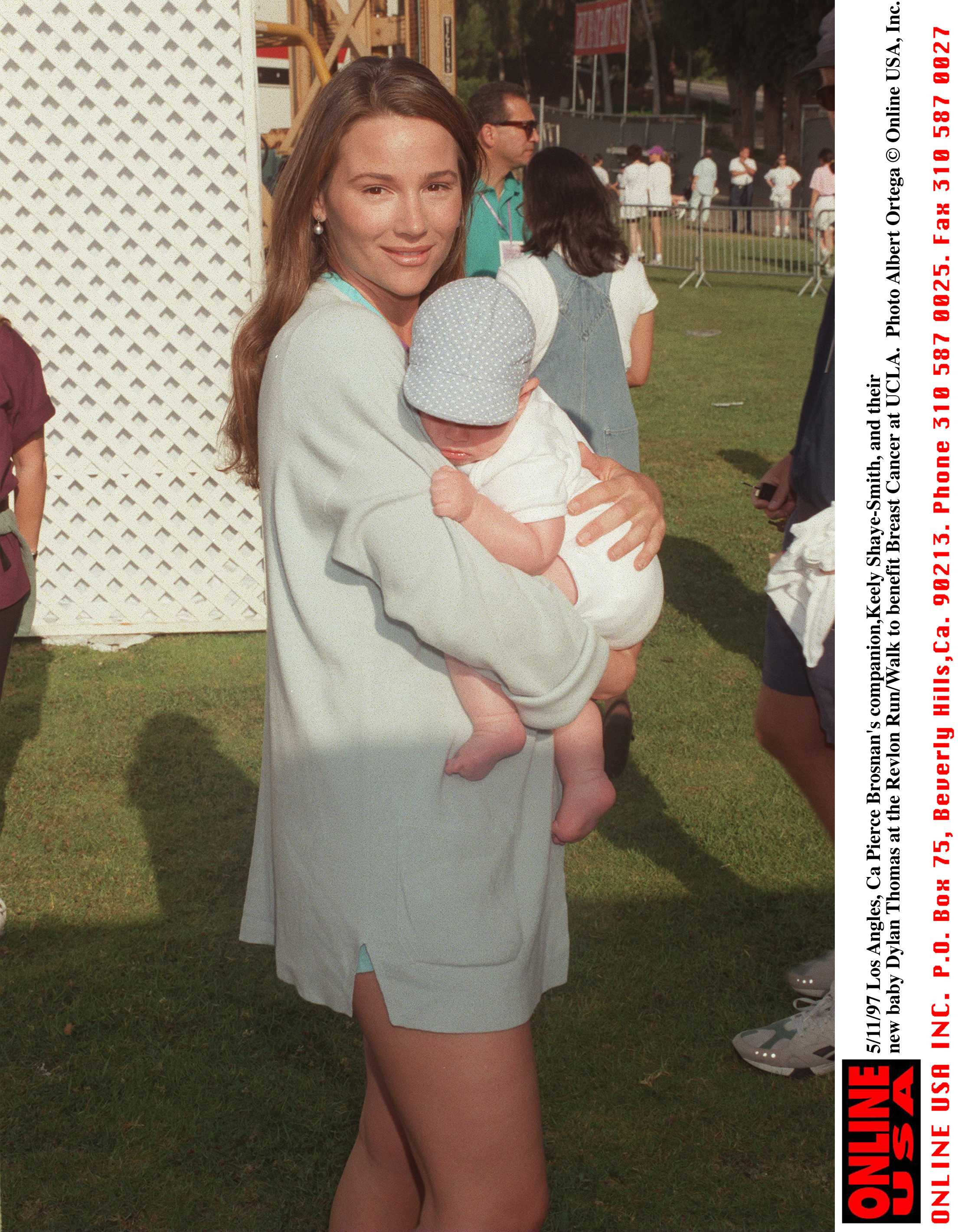 Keely Shaye Smith and Dylan Thomas at the Revlon Run/Walk on May 12, 1997 | Source: Getty Images