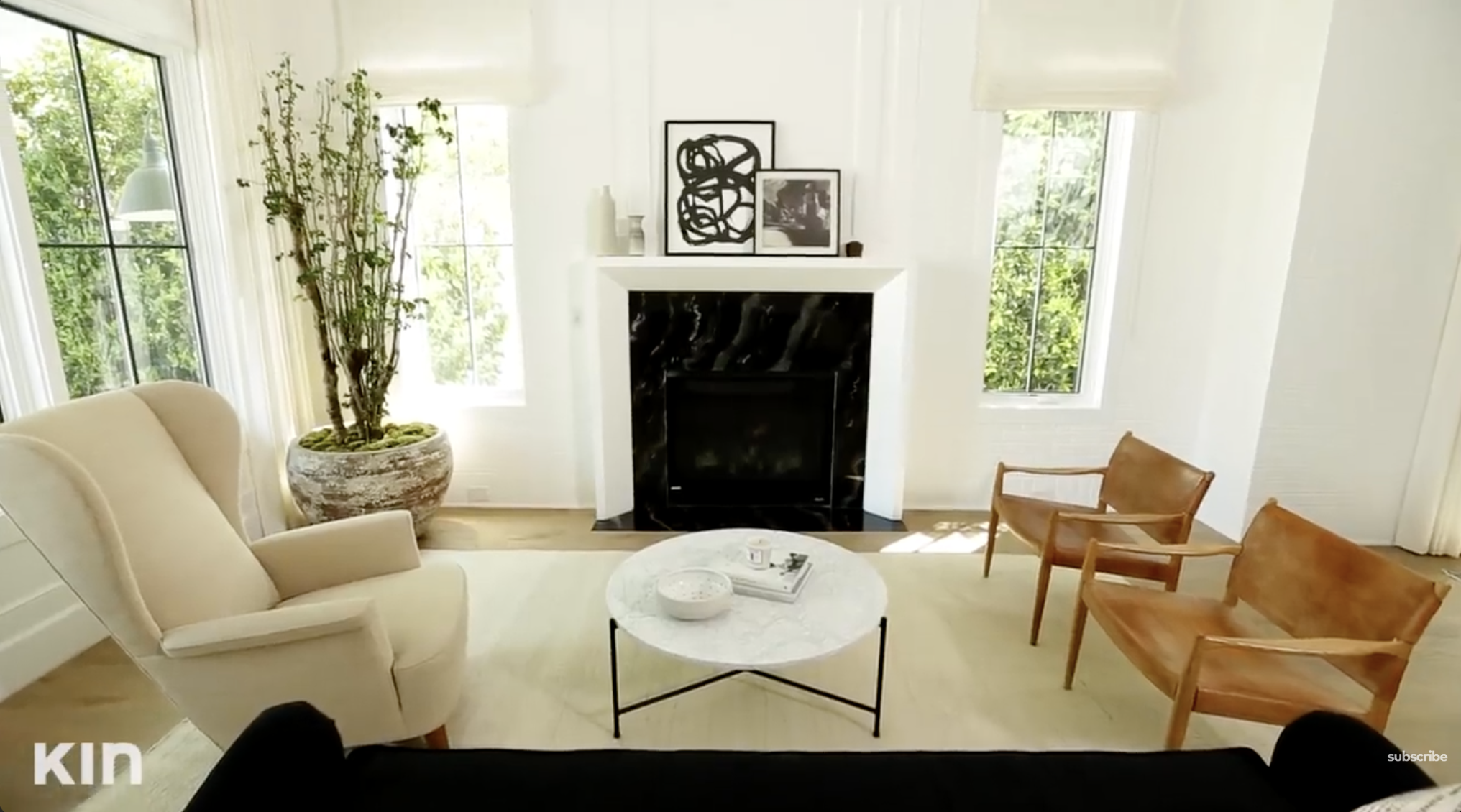A closer shot of Tia Mowry's living room. | Source: YouTube/Tia Mowry's Quick Fix