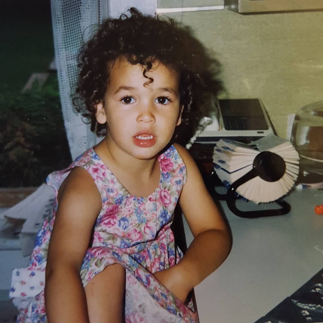 While the public kept wondering about Michael, his daughter Scarlett was growing up away from the nonstop celebrity machine. These childhood photos later gave fans a softer look at the family behind the mystery. | Source: Instagram/scarloz