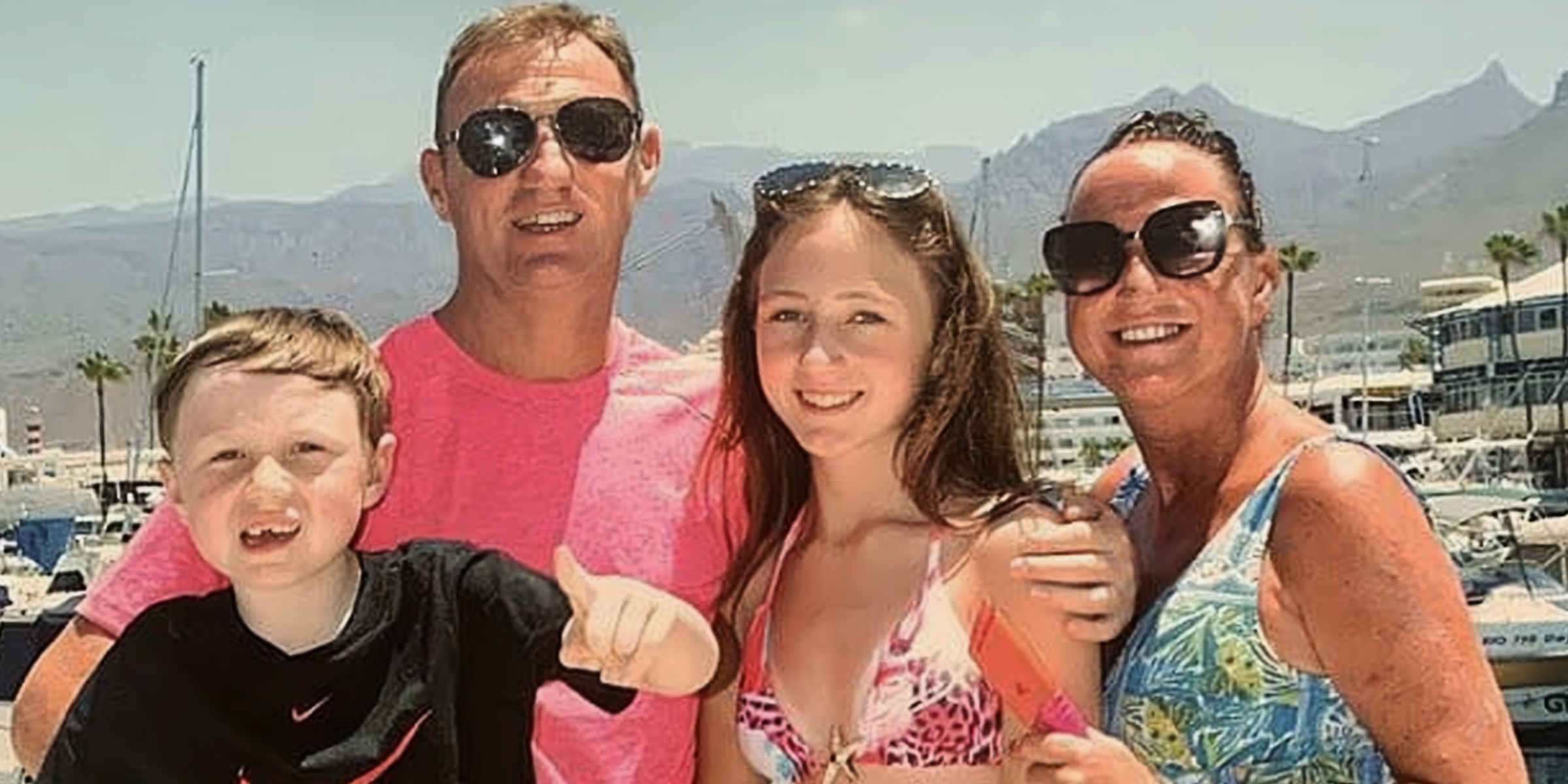 Stephen Brougham with Emma, Sophie, and Bobby Hickey | Source: Facebook/@World Update