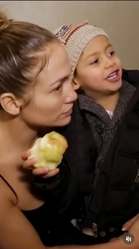 Jennifer Lopez with Max Muñiz | Source: Instagram/jlo