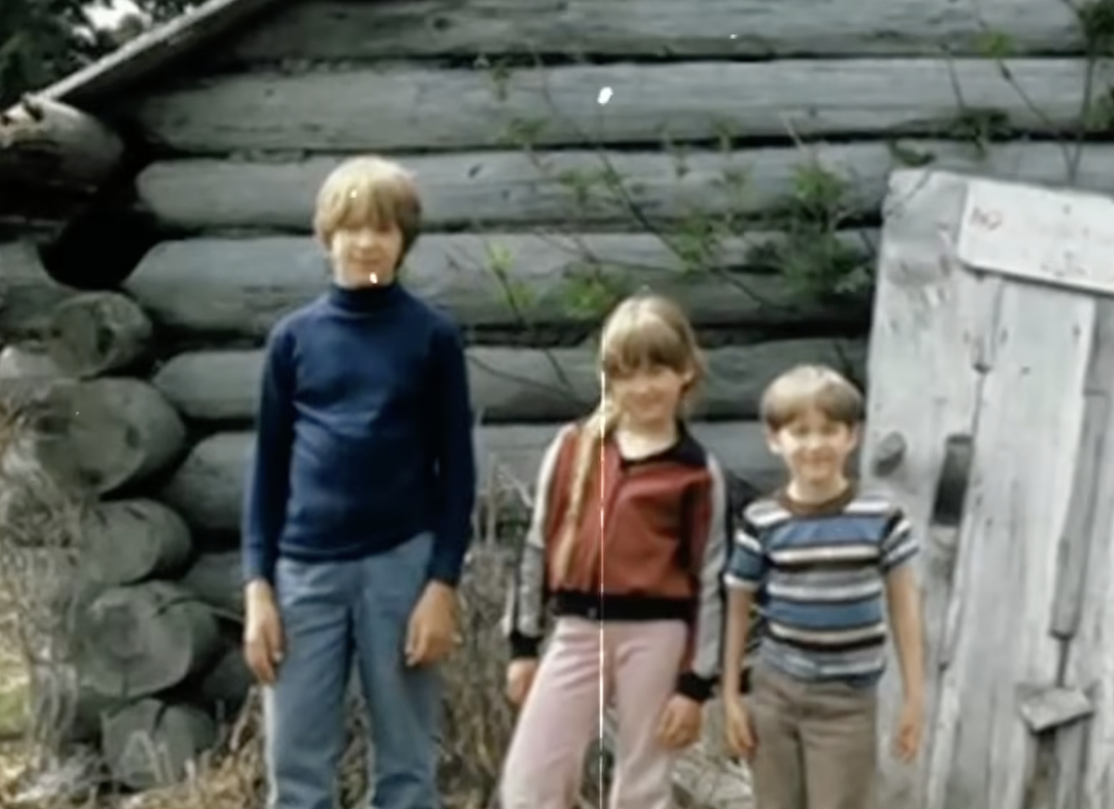 Jewel Kilcher and her brothers. | Source: YouTube/Project Hysteria