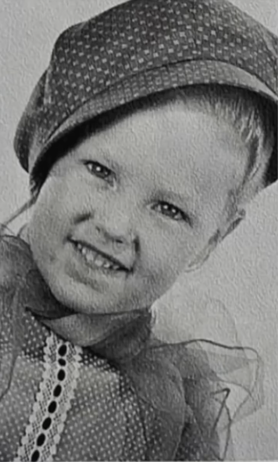 This toddler would eventually grow up to become a scream queen, which is fitting, as she was watching horror from a young age as well. | Source: Instagram/deborahlforeman