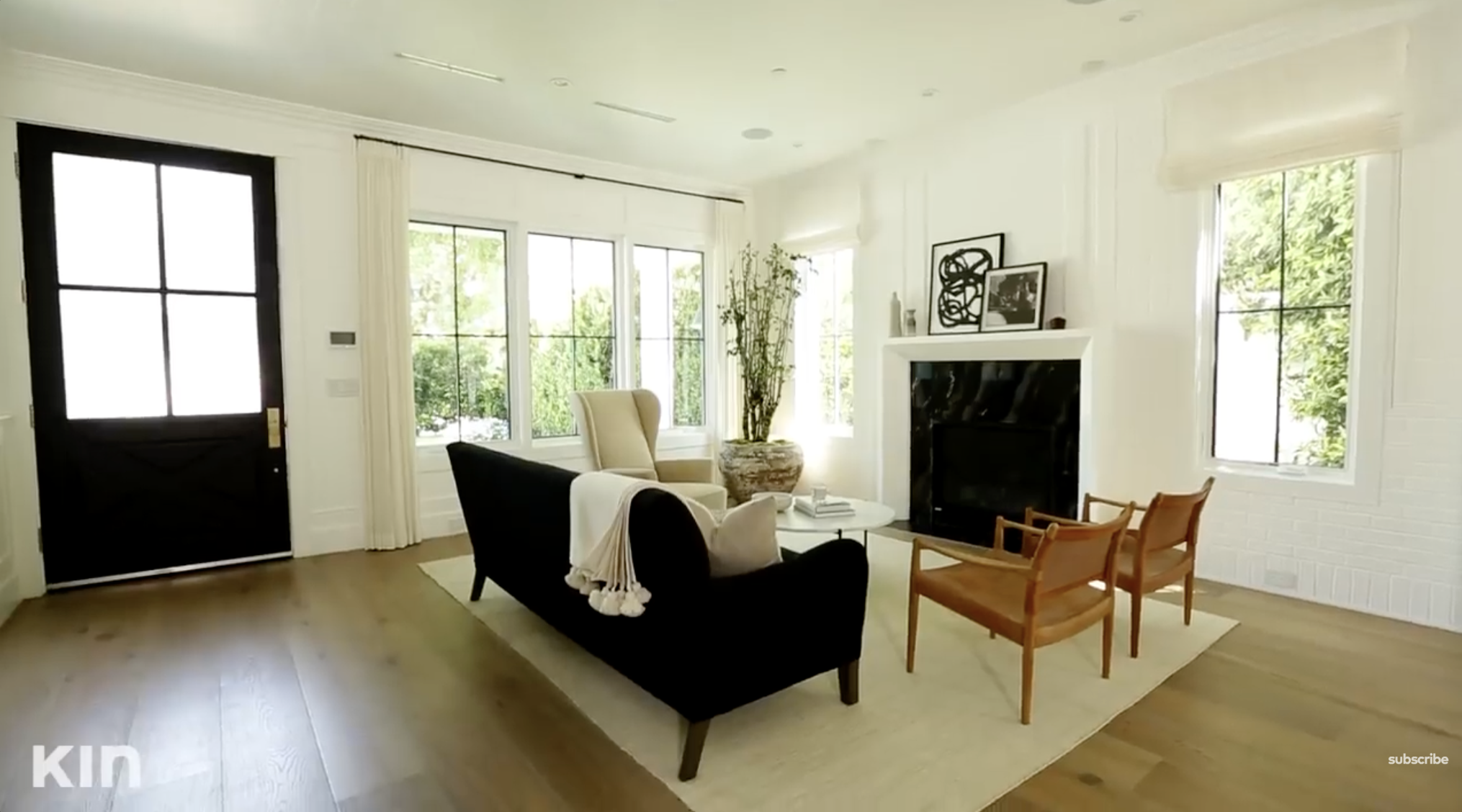 A view inside Tia Mowry's California home with the living room on display, posted on September 21, 2018. | Source: YouTube/Tia Mowry's Quick Fix