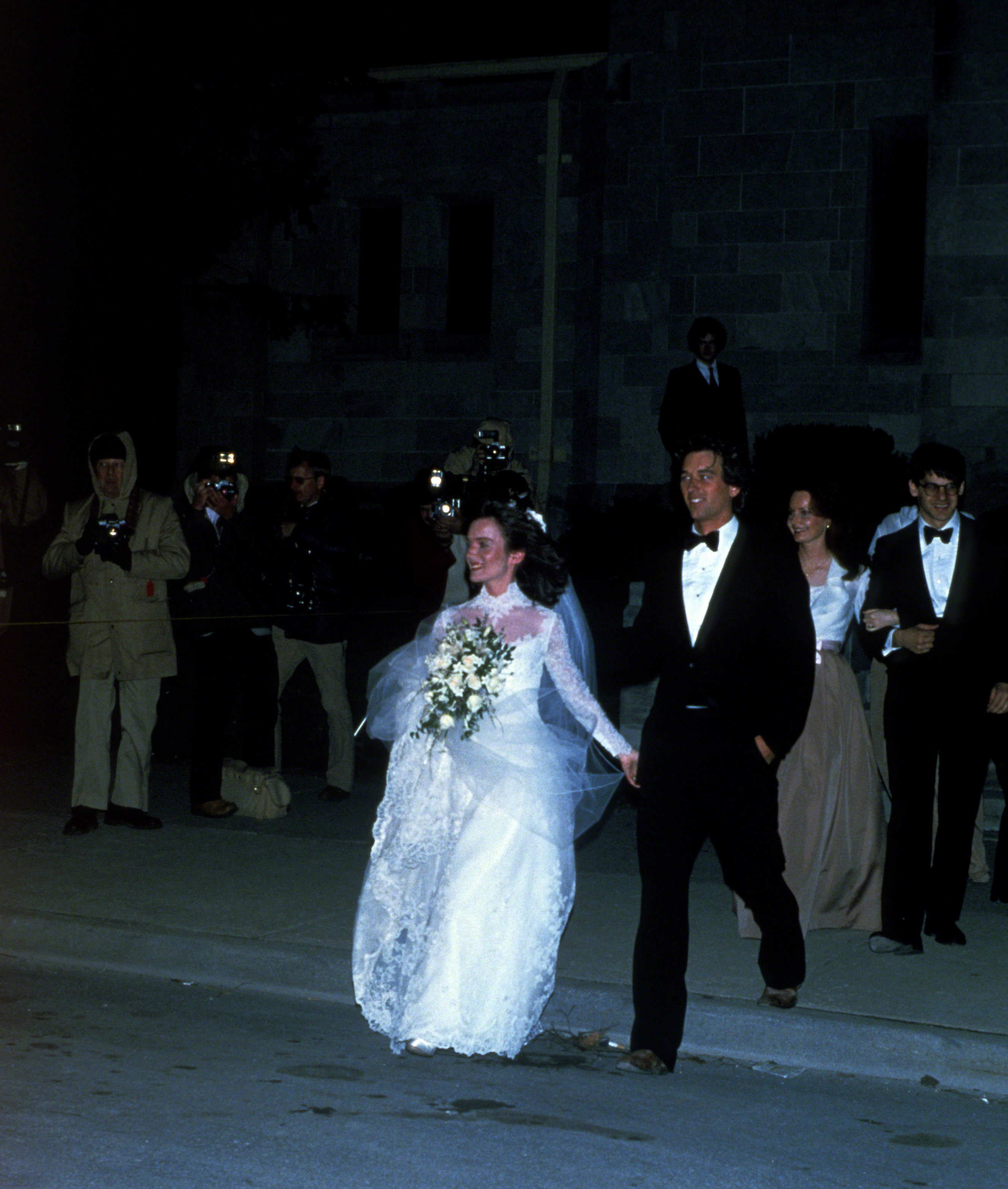 Emily Ruth Black and Robert F. Kennedy Jr. on their wedding day on April 3, 1982, in Bloomington, Indiana. | Source: Getty Images