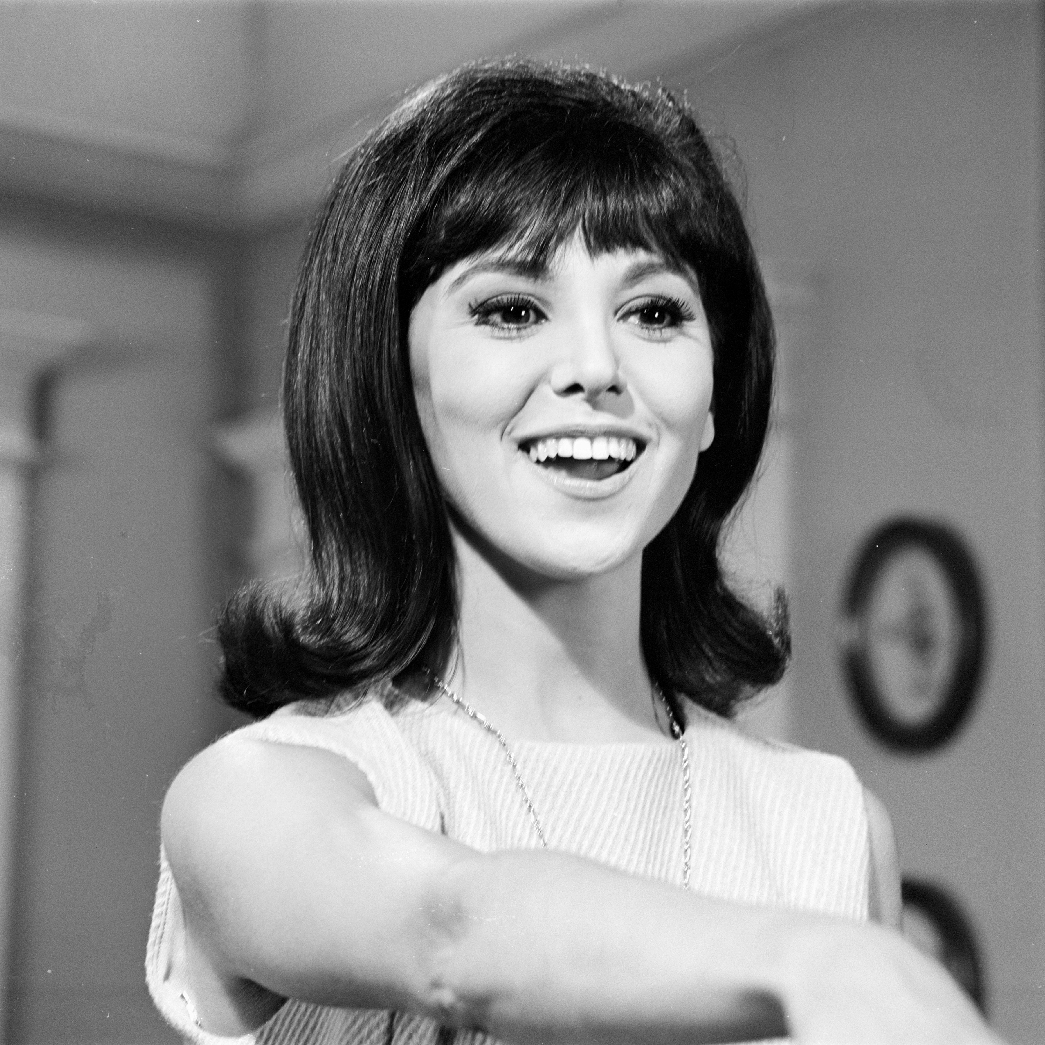 Marlo Thomas appears as Ann Marie in a scene from the television series "That Girl." | Source: Getty Images