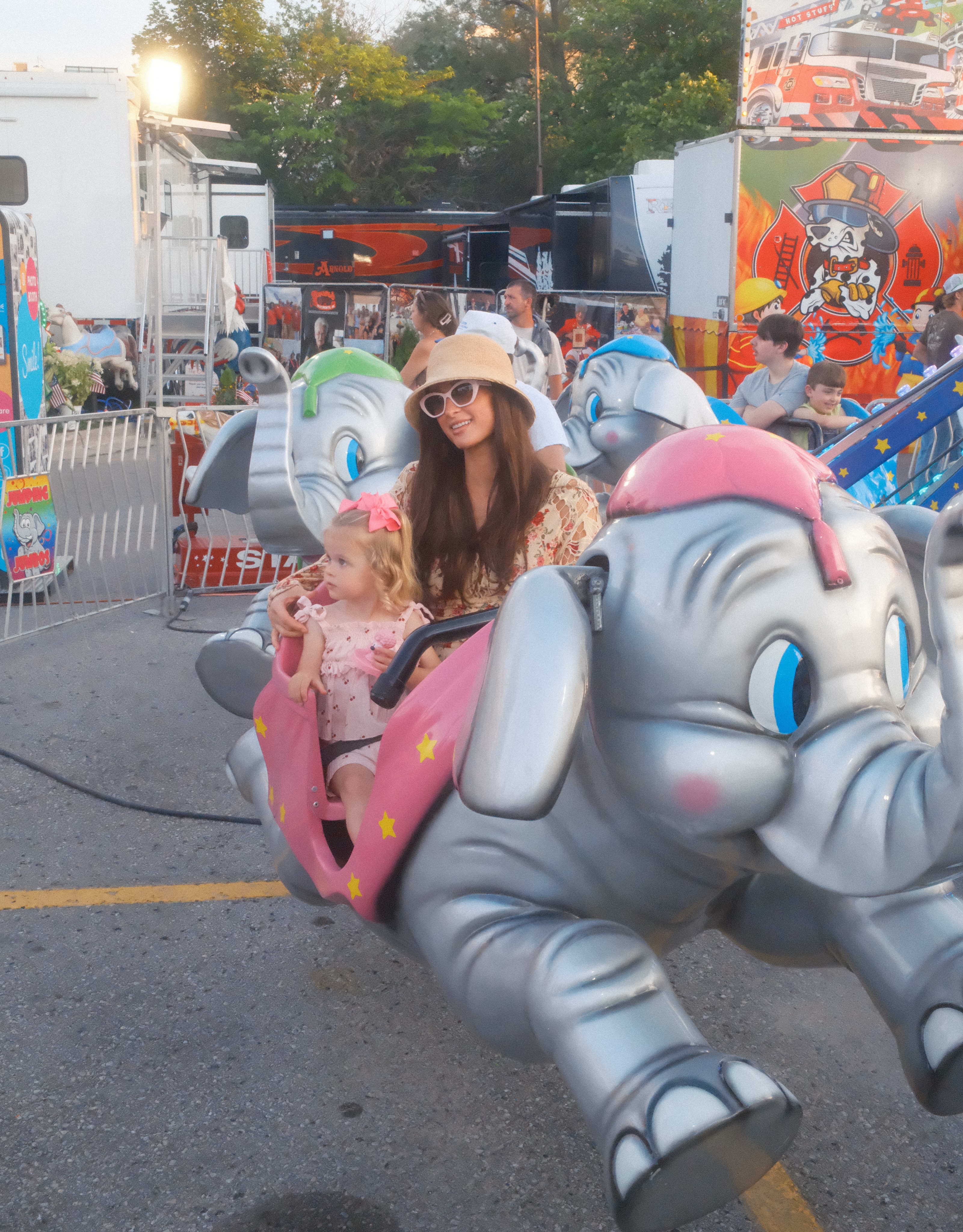 Paris balanced the excitement of the festival with hands-on time alongside her daughter. The outing showed the heiress enjoying attractions as a parent rather than making a traditional celebrity appearance. | Source: Instagram/parishilton