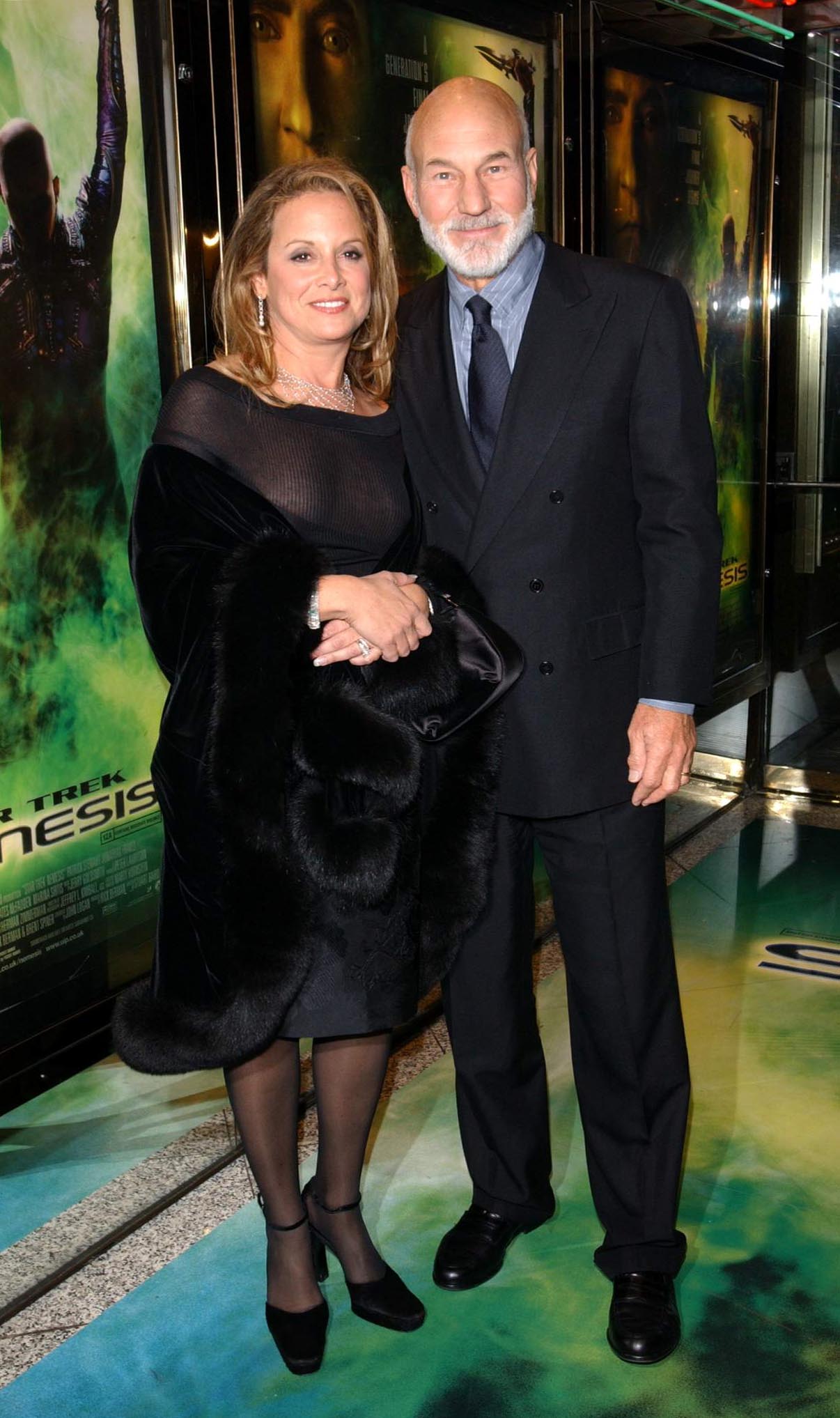 Wendy Neuss and Patrick Stewart at the premiere of "Star Trek Nemesis" in England in 2002. | Source: Getty Images