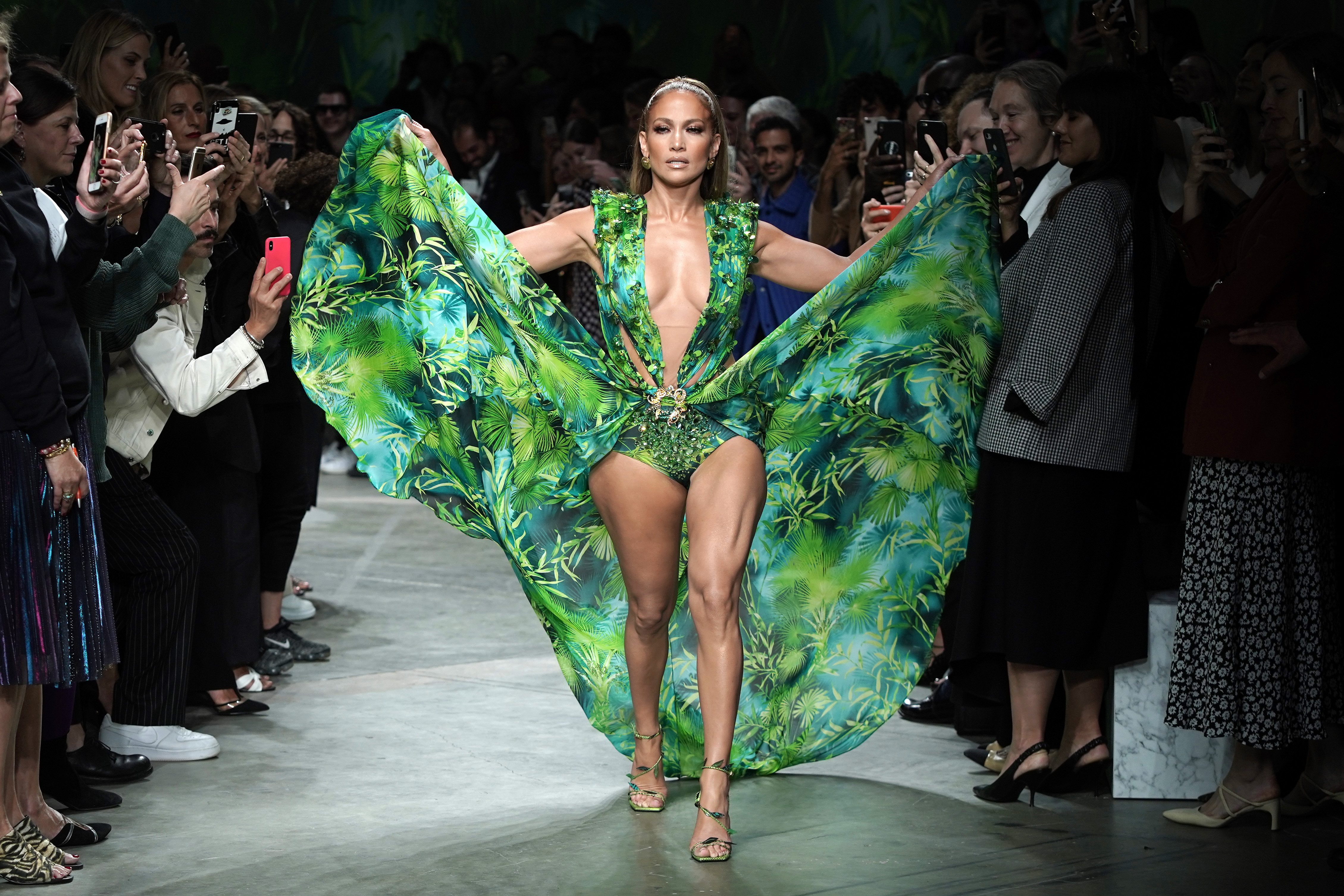 Lopez’s 2019 Versace appearance was kept as a finale surprise. She emerged in an updated version of the jungle-print gown after the audience had already watched the rest of the collection. | Source: Getty Images