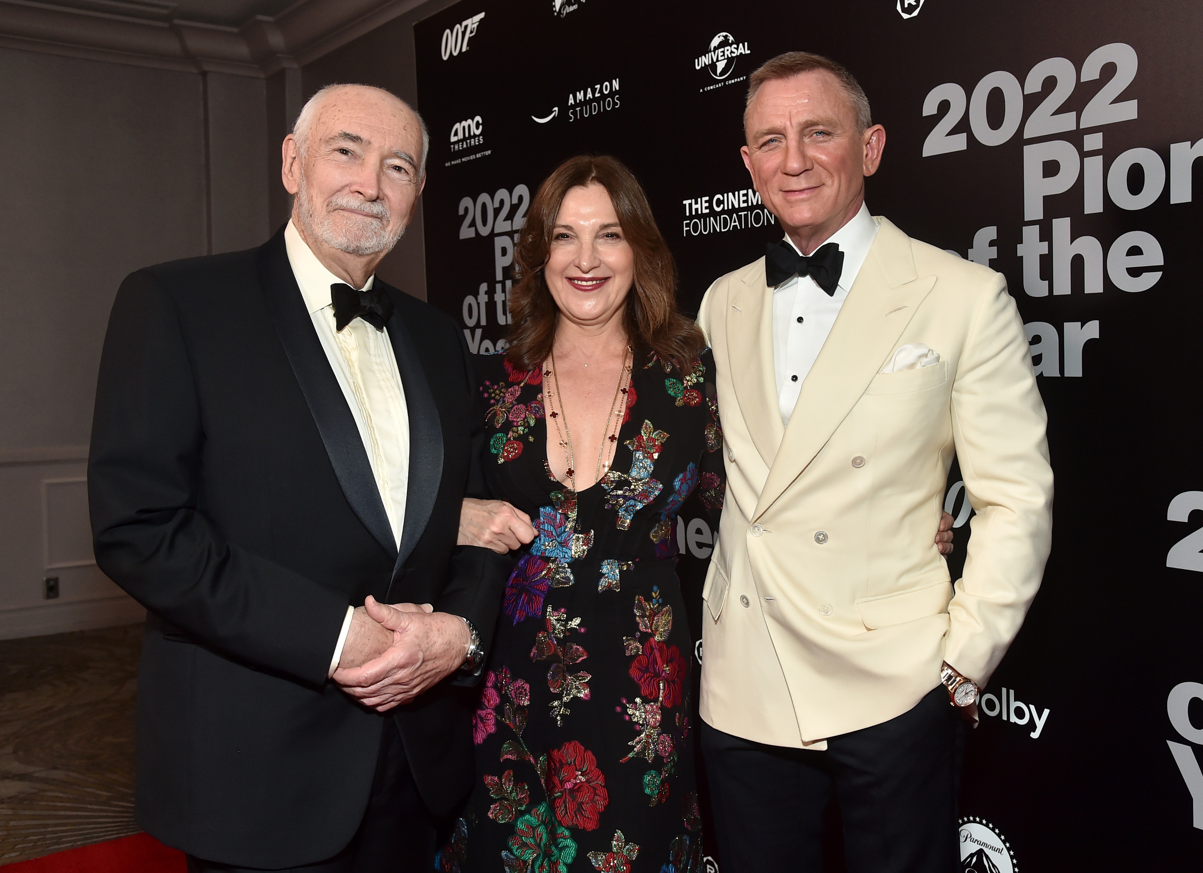 The longtime James Bond producer, Barbara Broccoli, and Daniel Craig attend the Will Rogers Motion Picture Pioneers Foundation's 2022 Pioneer Dinner at The Beverly Hilton in Beverly Hills, California, on September 21. | Source: Getty Images