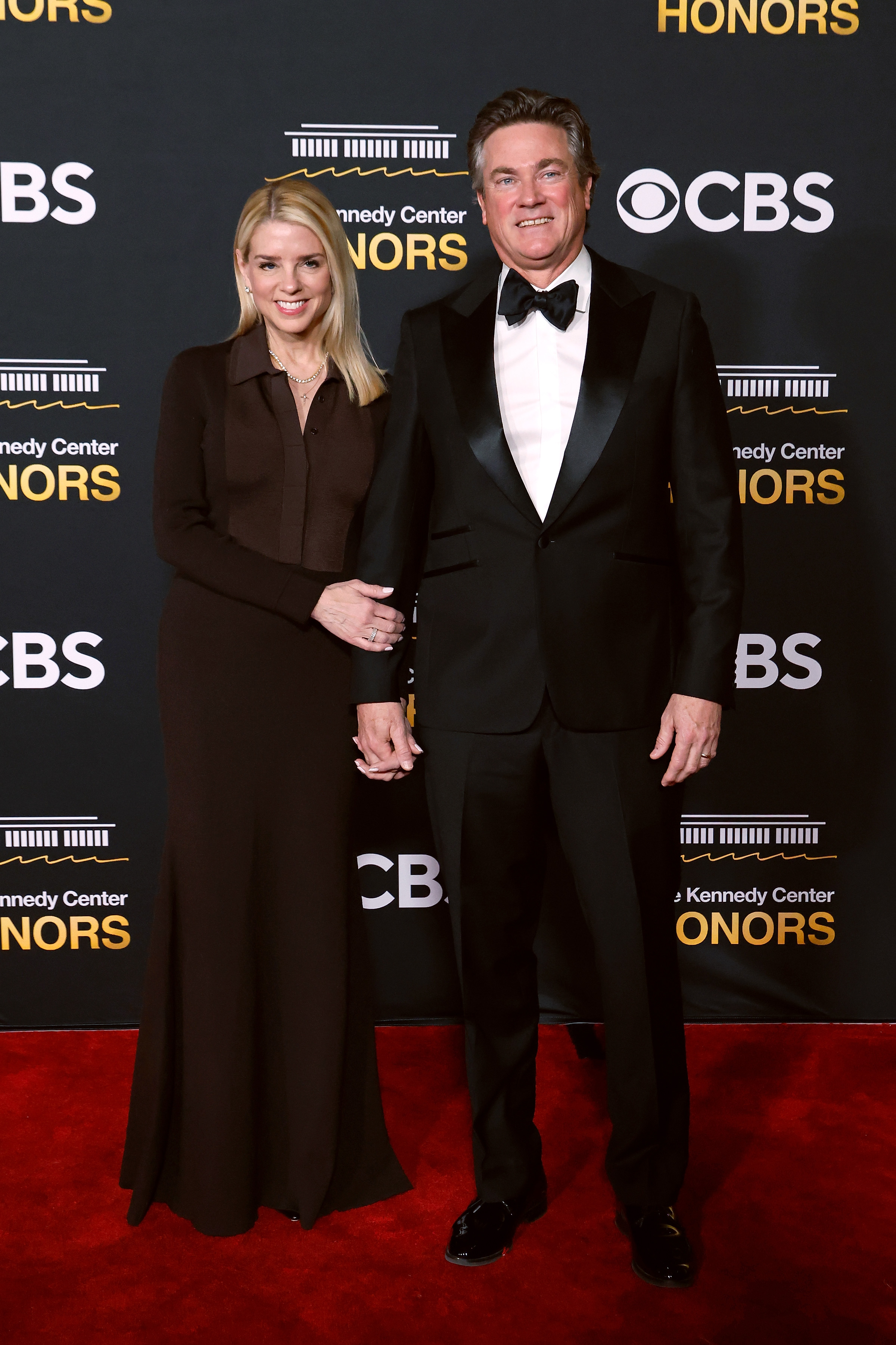 Pam Bondi and John Wakefield arrive at the Kennedy Center Honors Washington, D.C. on December 7, 2025 | Source: Getty Images