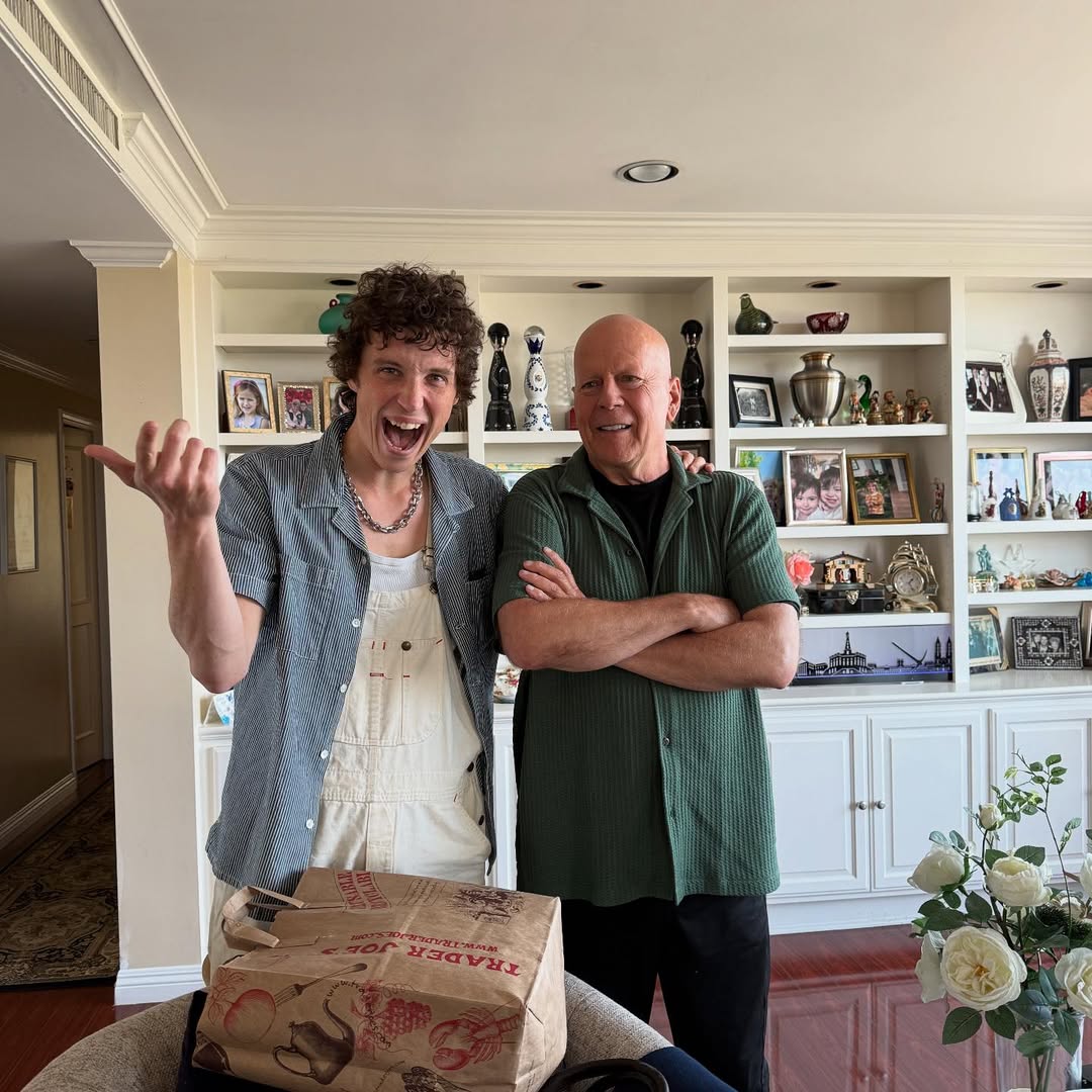 Bruce Willis and his daughter's fiancé, Justin Acee, on June 22, 2025 | Source: Instagram/buuski